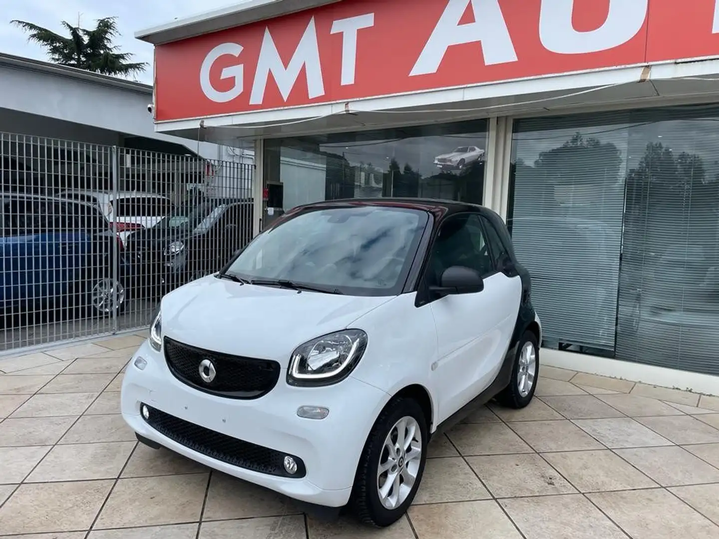 smart forTwo 0.9 90CV TURBO PASSION LED NAVI PANORAMA Bianco - 1