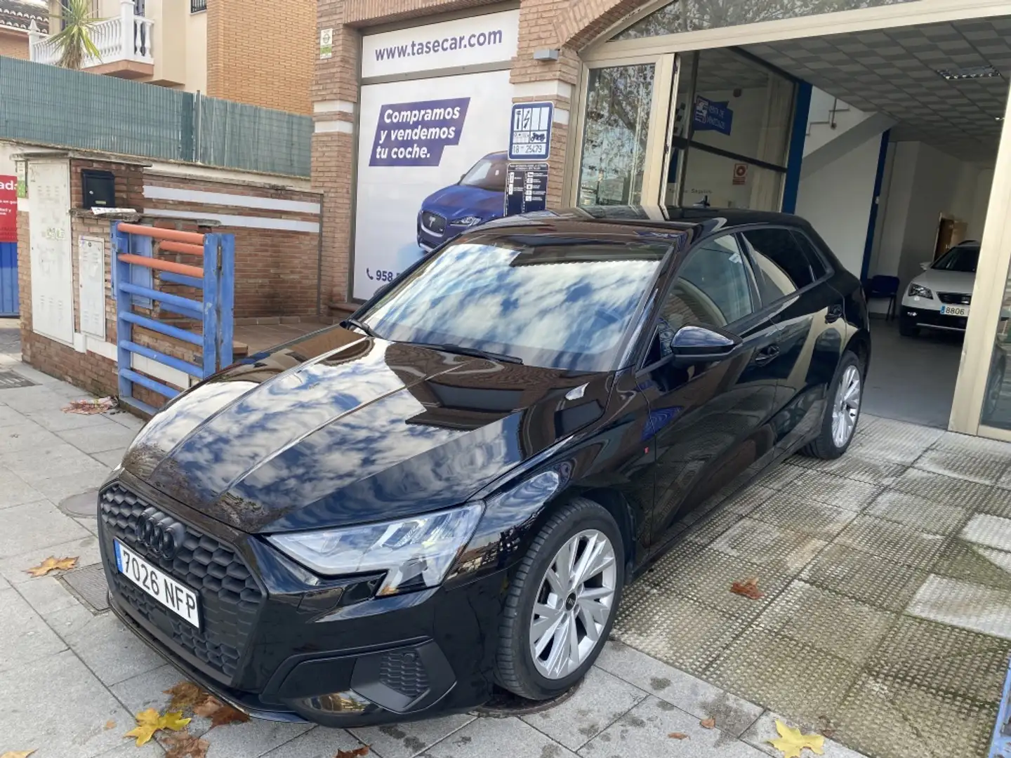 Audi A3 Sportback 35 TFSI S line S tronic Negro - 2
