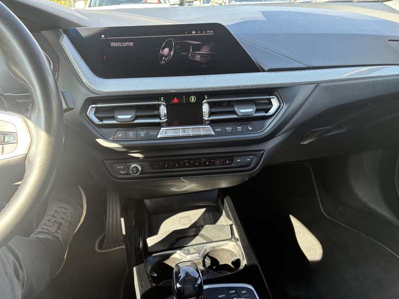 BMW 118 i Luxury Line (EURO 6d-TEMP) 118i EU6d-T Luxury Li — photo 13