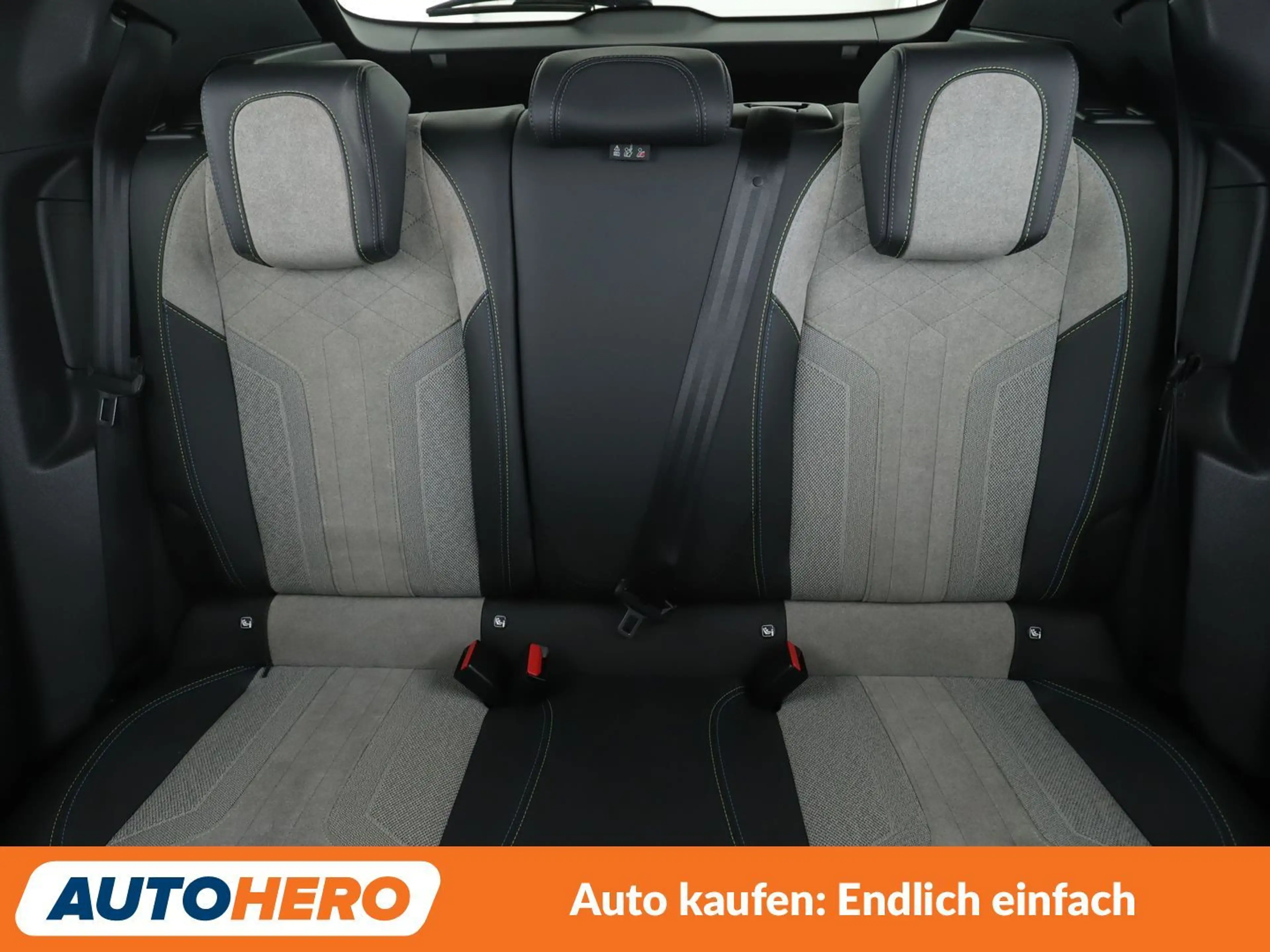 Peugeot e-2008 electric drive 100 kW GT Pack*NAVI*ACC*PDC*SHZ* — photo 15