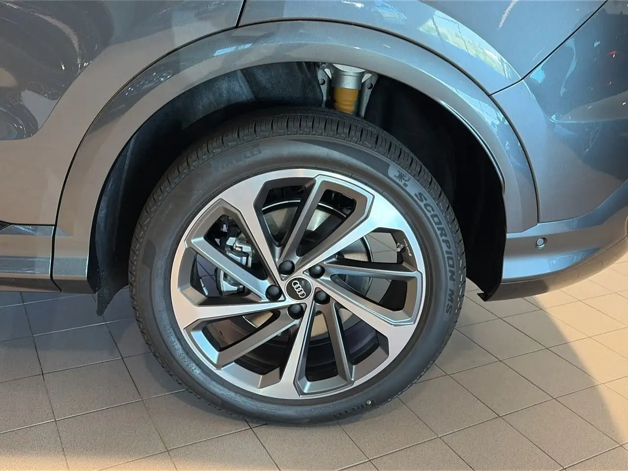 Audi Q5 снимка Audi Q5