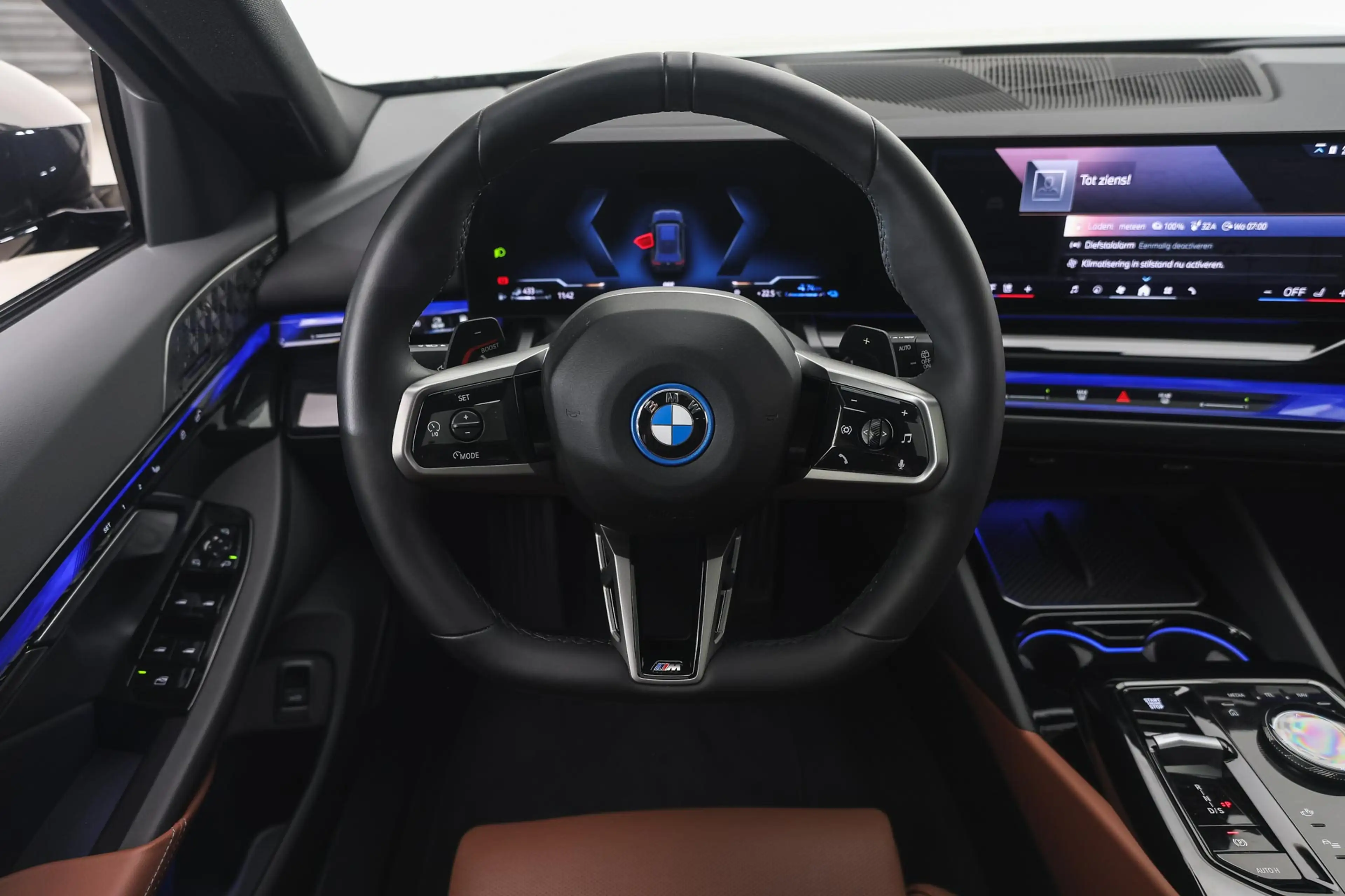 BMW 550 5 Serie Touring 550e xDrive M Sport Automaat / Tre — photo 3