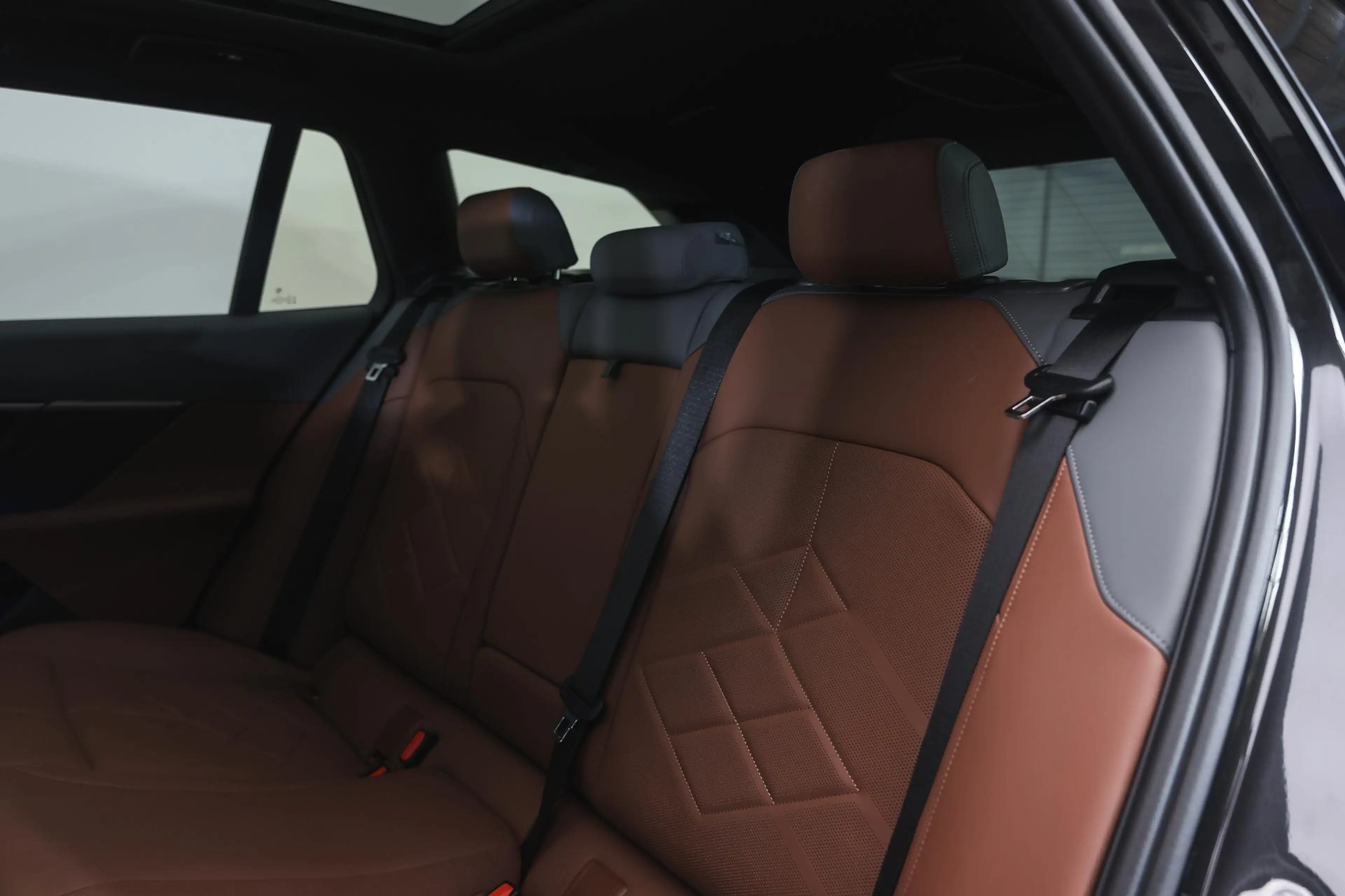 BMW 550 5 Serie Touring 550e xDrive M Sport Automaat / Tre — photo 10