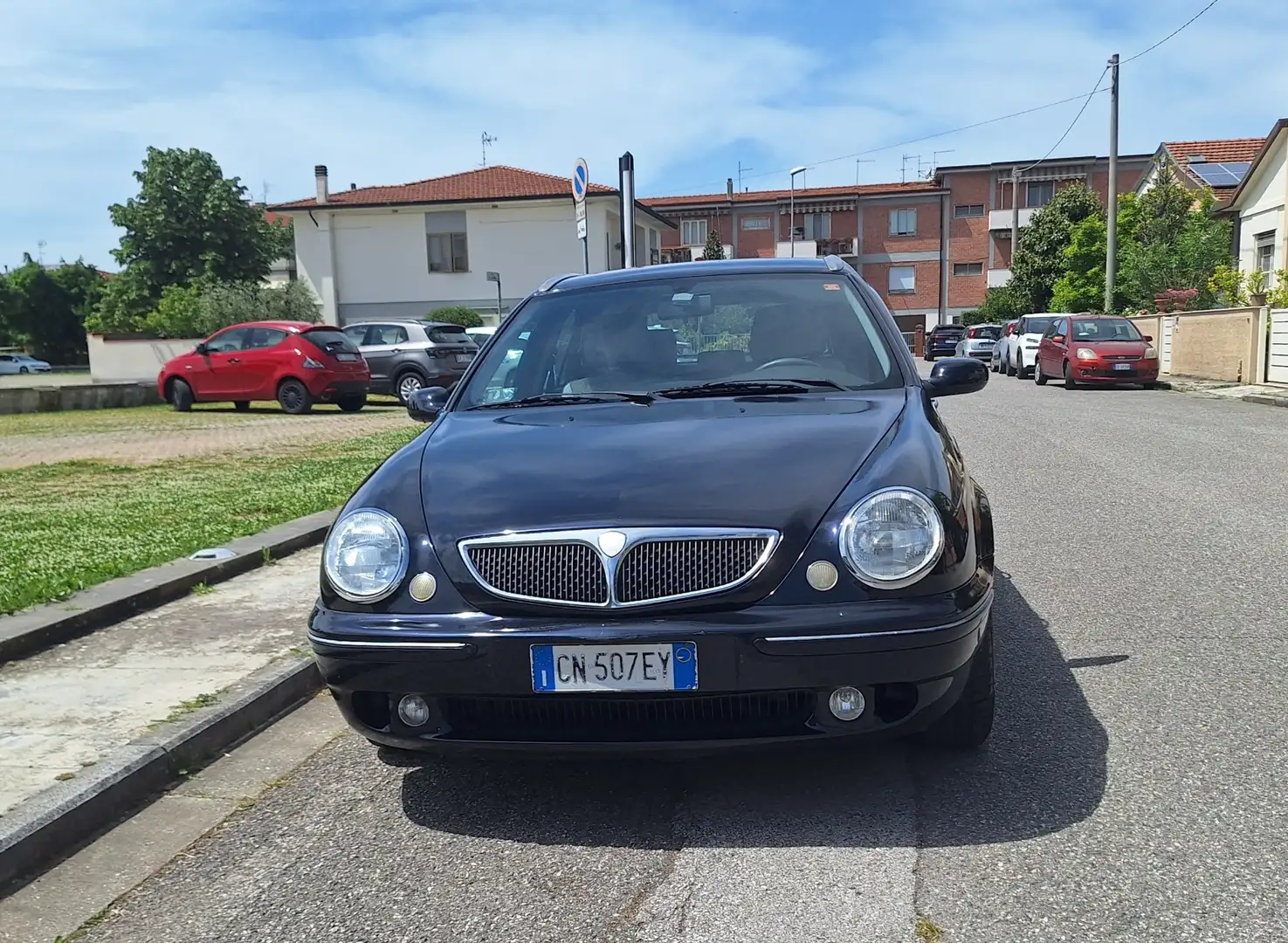 Lancia Lybra SW 1.9 jtd Emblema - 1