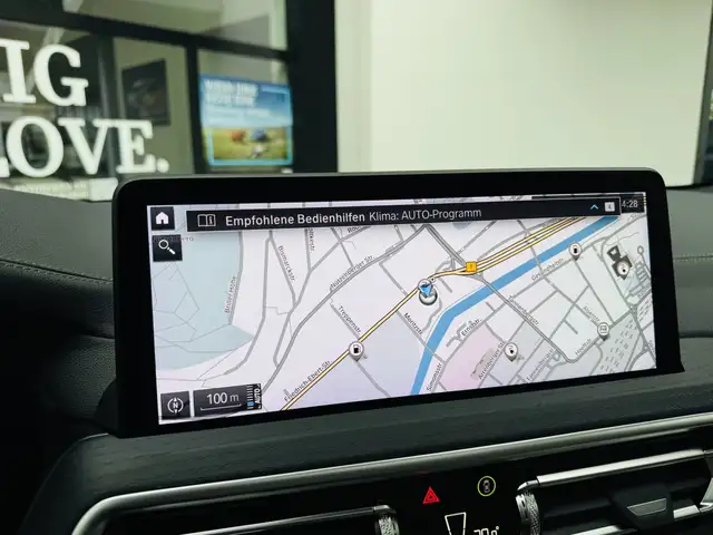 BMW X3 view 10