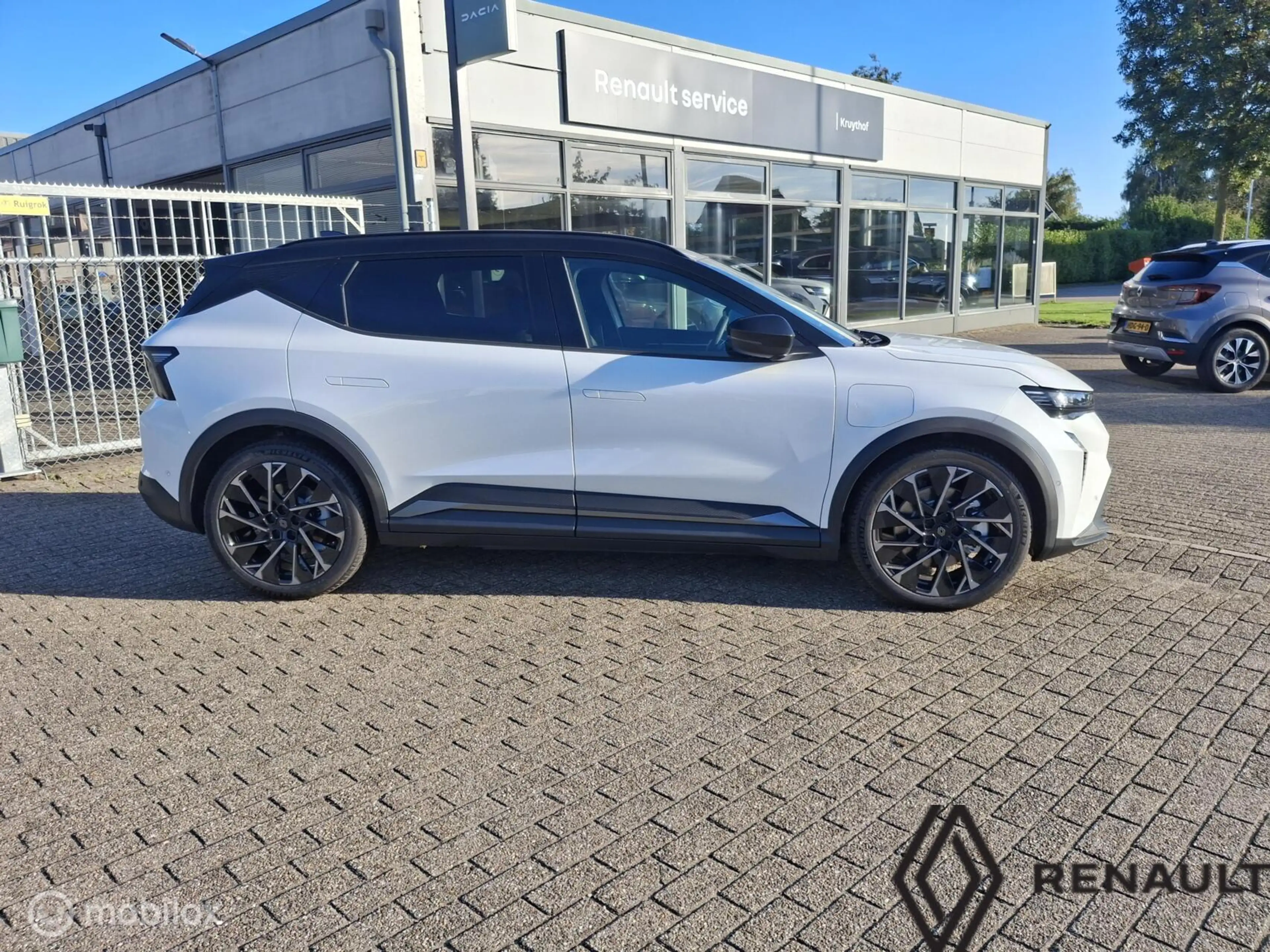 Renault Scenic E-Tech EV87 long range esprit Alpine — photo 2