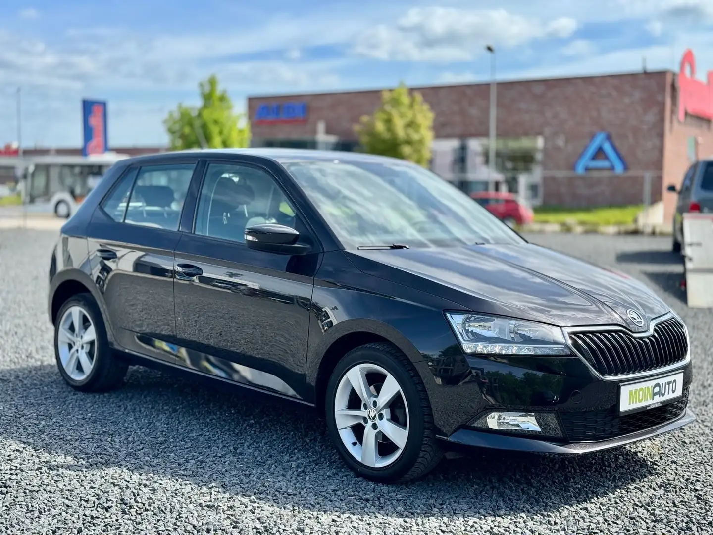 Skoda Fabia Cool Plus SITZHEIZUNG KLIMA GANZJAHR PDC Negro - 1