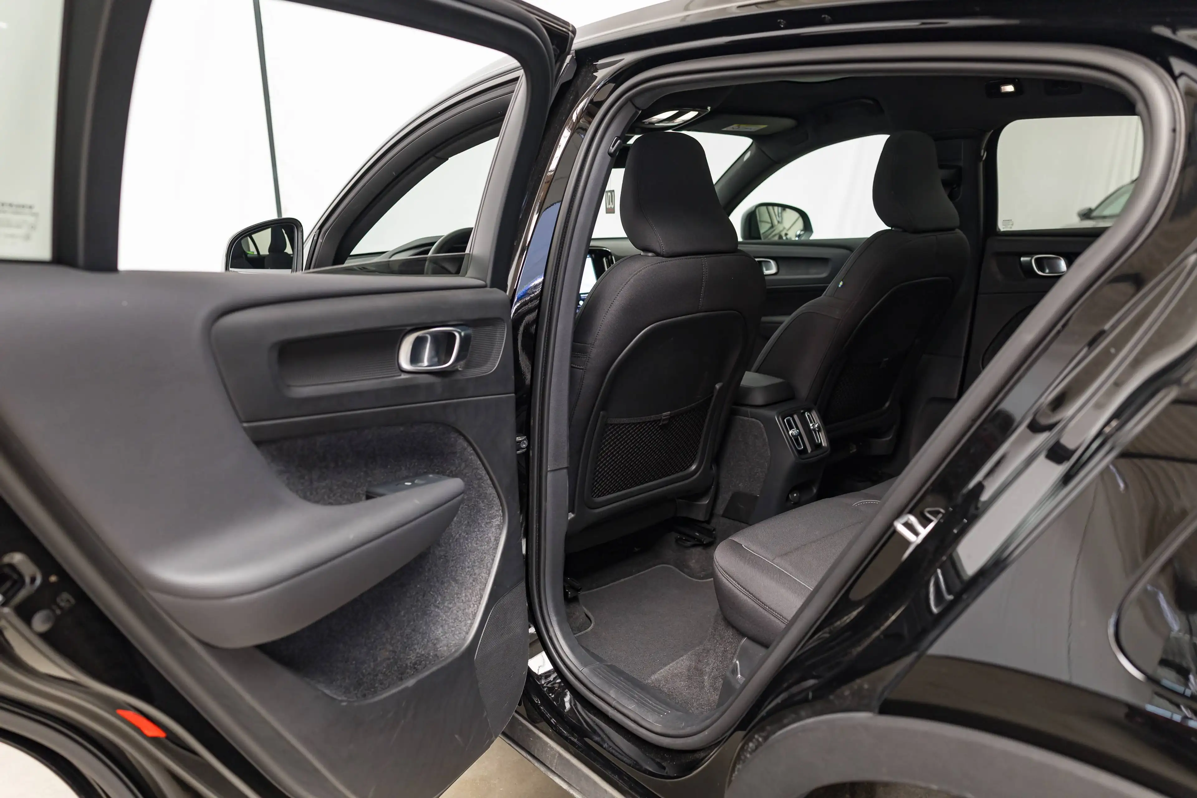 Volvo C40 C40 69 kWh RECHARGE CORE|GARANTIE|ZETELVERW.|HIGH PERF. AUDIO|BLUETOOTH|ACC|LA|CAMERA| — photo 13
