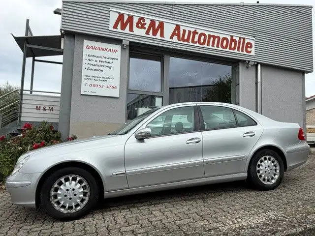 Mercedes-Benz E 240 ELEGANCE*Autom.+Alu+Klima+Eu 4*