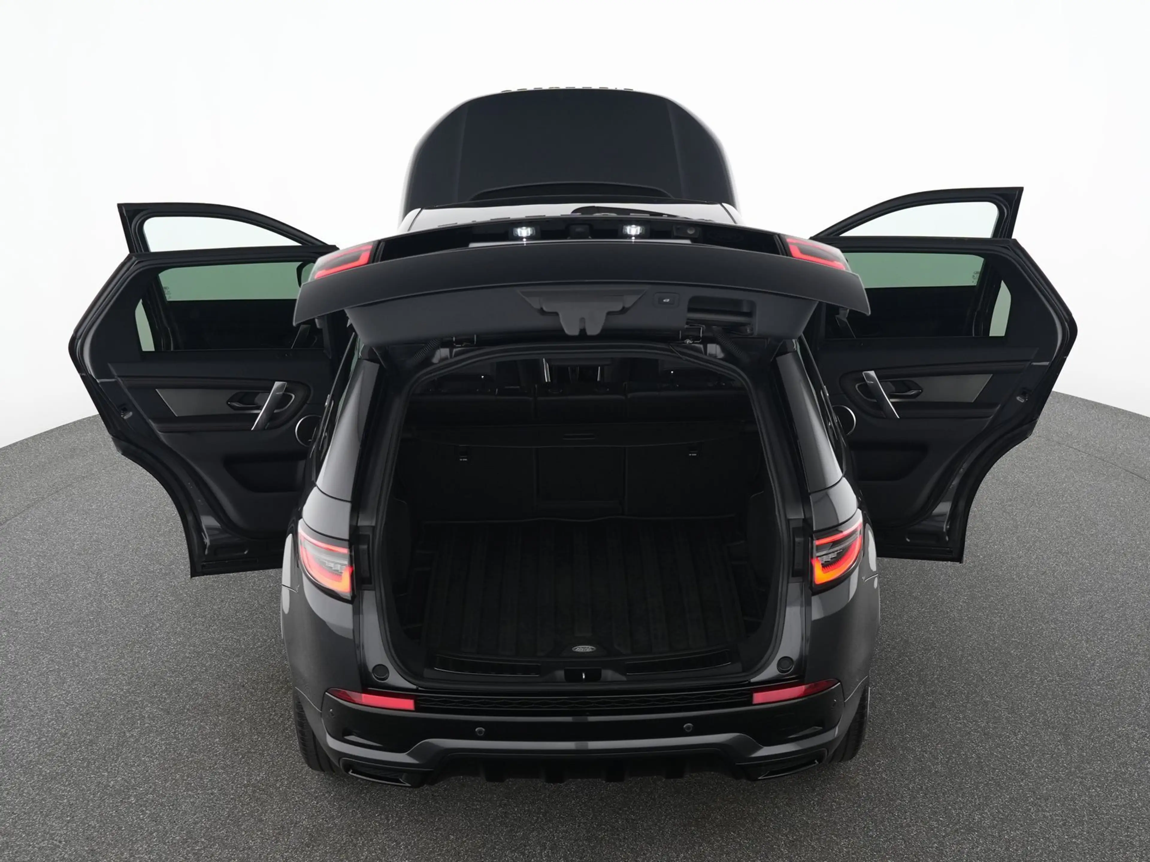 Land Rover Discovery Sport D200 R-Dynamic SE — photo 14