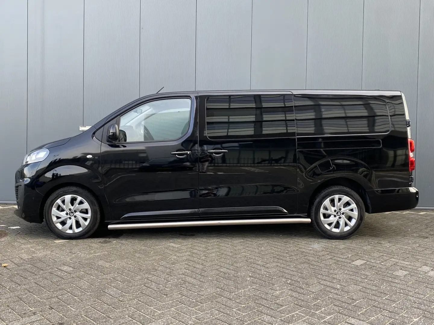 Citroen Jumpy 2.0 BlueHDI 180pk Automaat L3 DC Dubbele Cabine | Zwart - 2