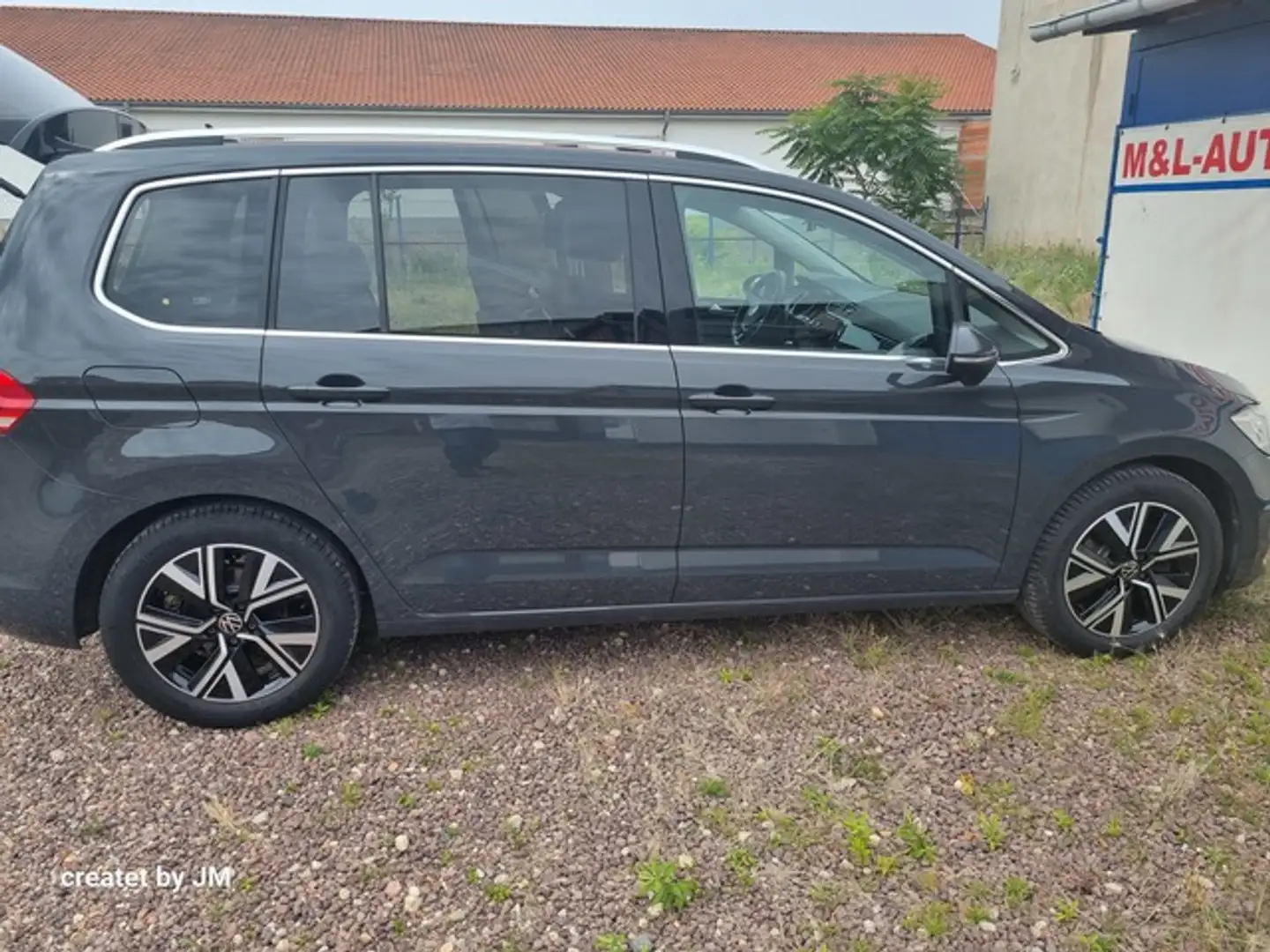 Volkswagen Touran 7 Sitze STANDHEIZUNG DSG AZV Highline Grau - 2