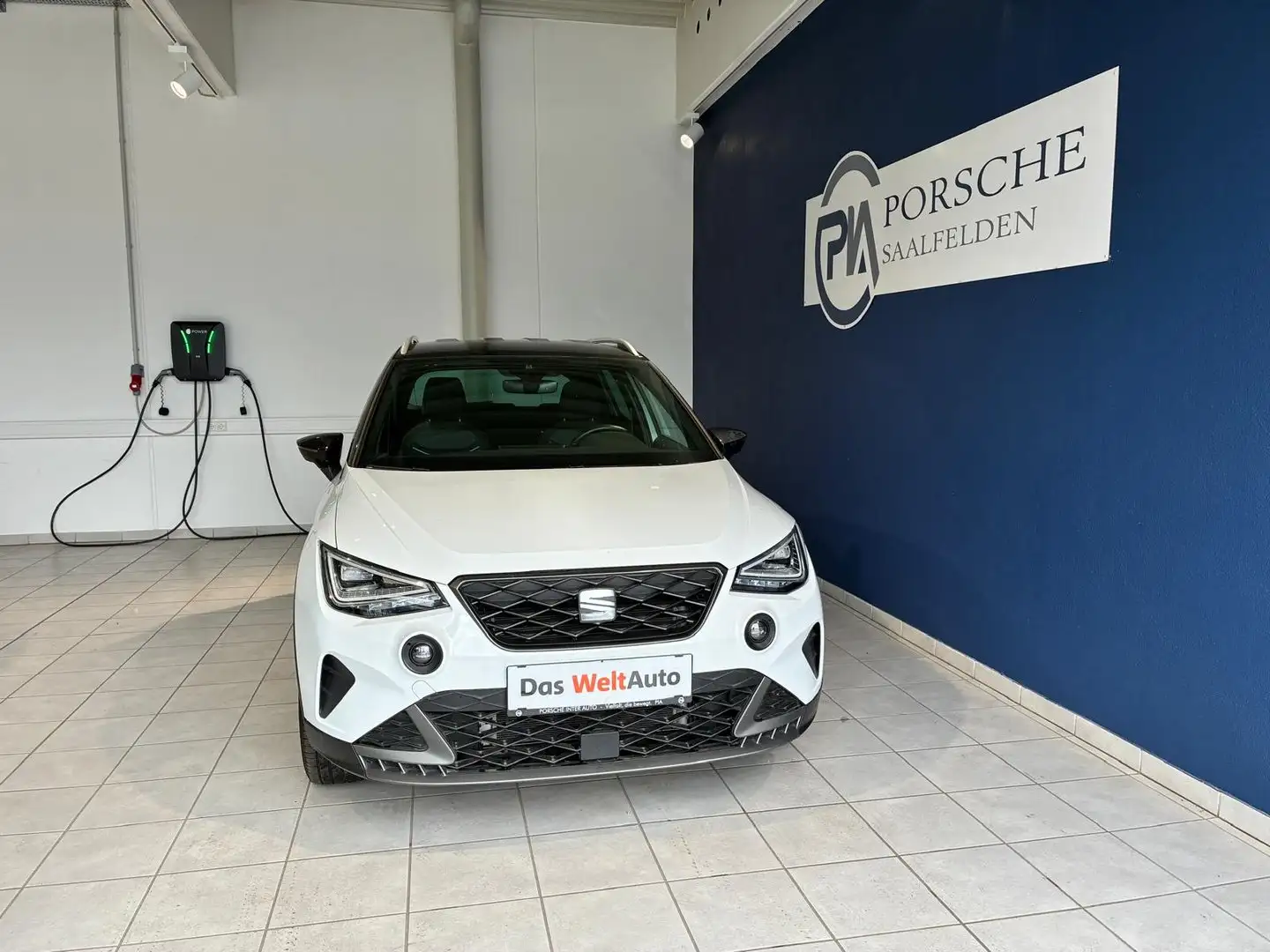 SEAT Arona FR 1.0 TSI Weiß - 2