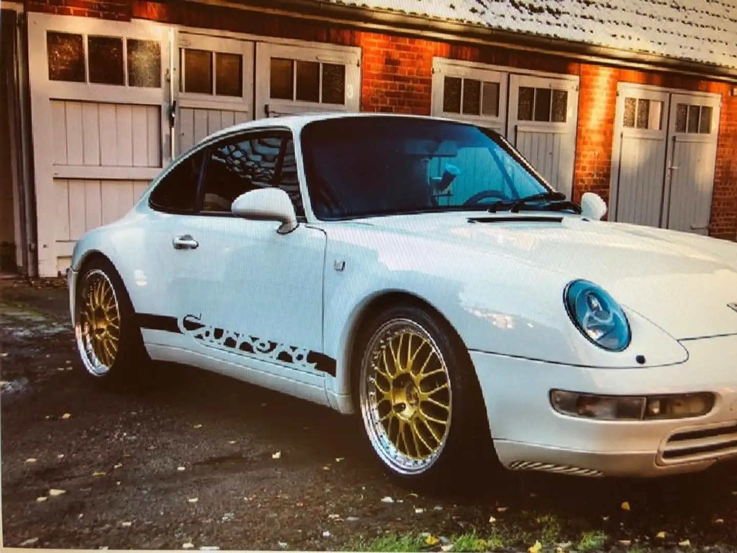 Porsche 993 White - 1