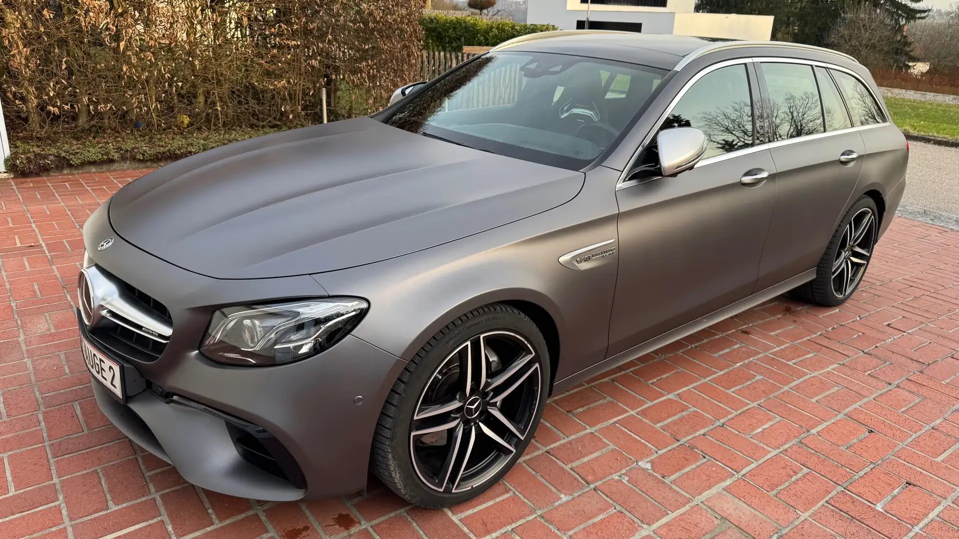 Mercedes-Benz E 63 AMG E63 AMG T 4MATIC  Aut. Silber - 1