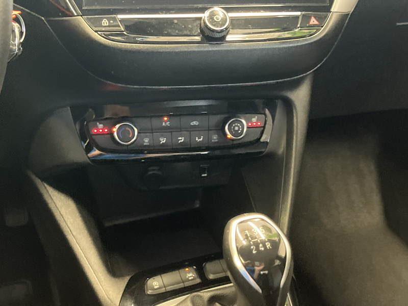 Opel Corsa F 1.2 Edition Navi+SHZ+Kam.+PDC+SpurH — photo 11