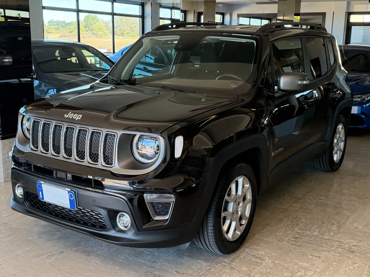 Jeep Renegade New 2WD 1.6 M.JET 120 cv. LIMITED (Pack Led) Noir - 2