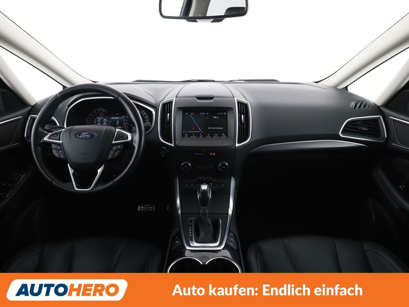 Ford S-Max 2.0 TDCi Titanium — photo 12
