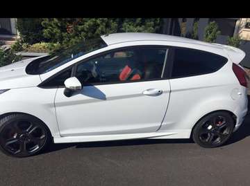 Fiesta 1.6 EcoBoost mit Leder-Sport-Paket ST