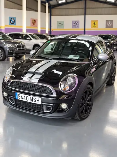MINI Cooper 2012, foto 2
