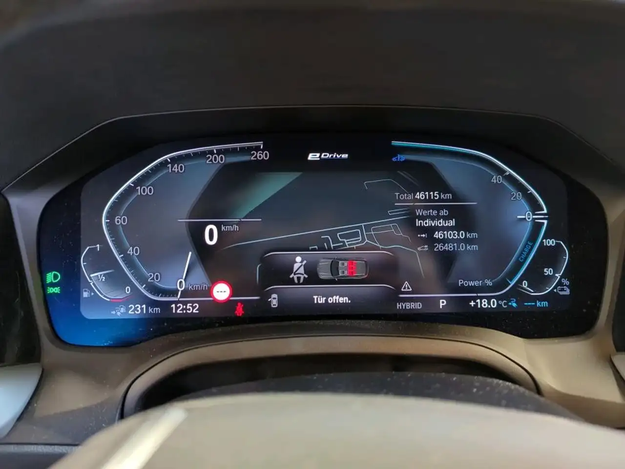 BMW 330 e Advantage AHK*LiveCP*LED*Navi+*DAB*Spur 4