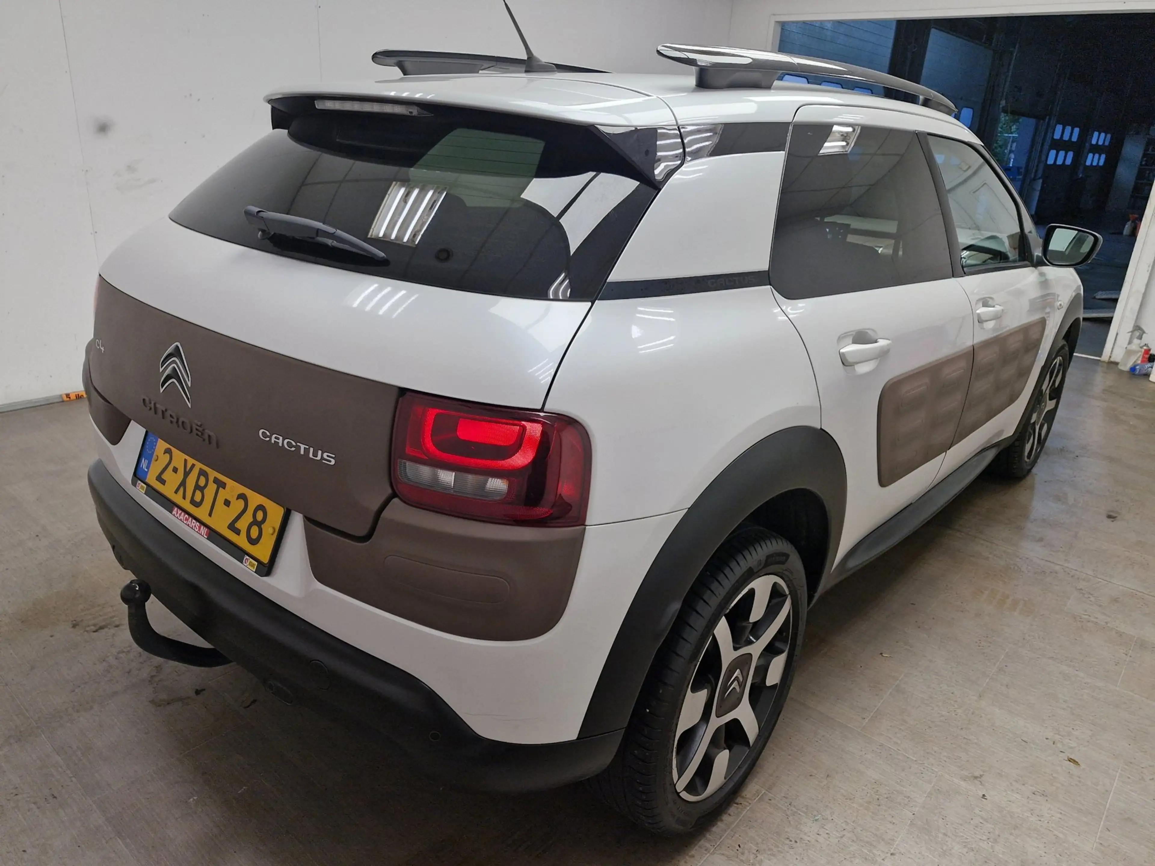 Citroen C4 Cactus 1.2 e-VTi Shine GARANTIE ! AIRCO ! NIEUWE APK ! NA — photo 5