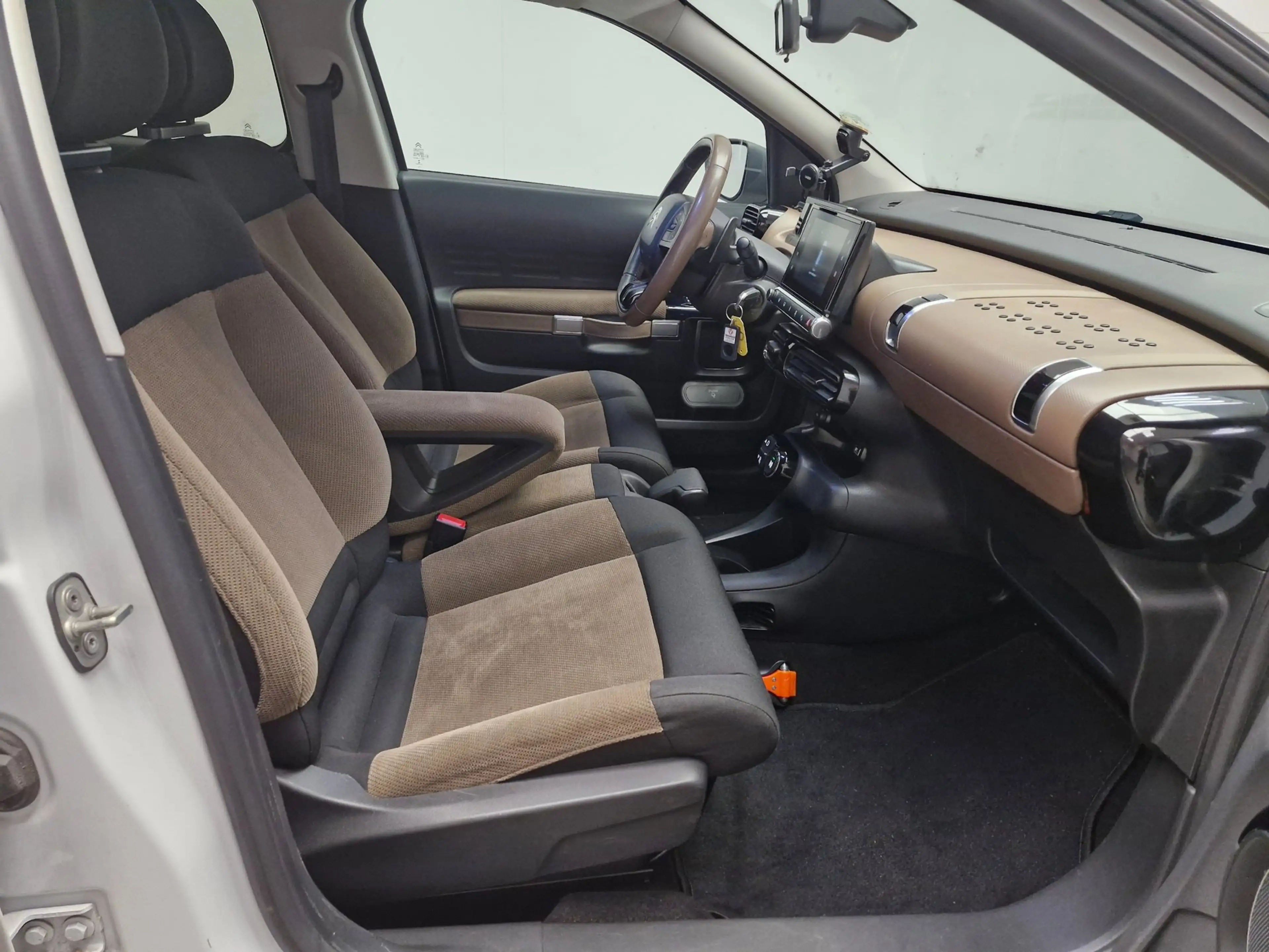 Citroen C4 Cactus 1.2 e-VTi Shine GARANTIE ! AIRCO ! NIEUWE APK ! NA — photo 14