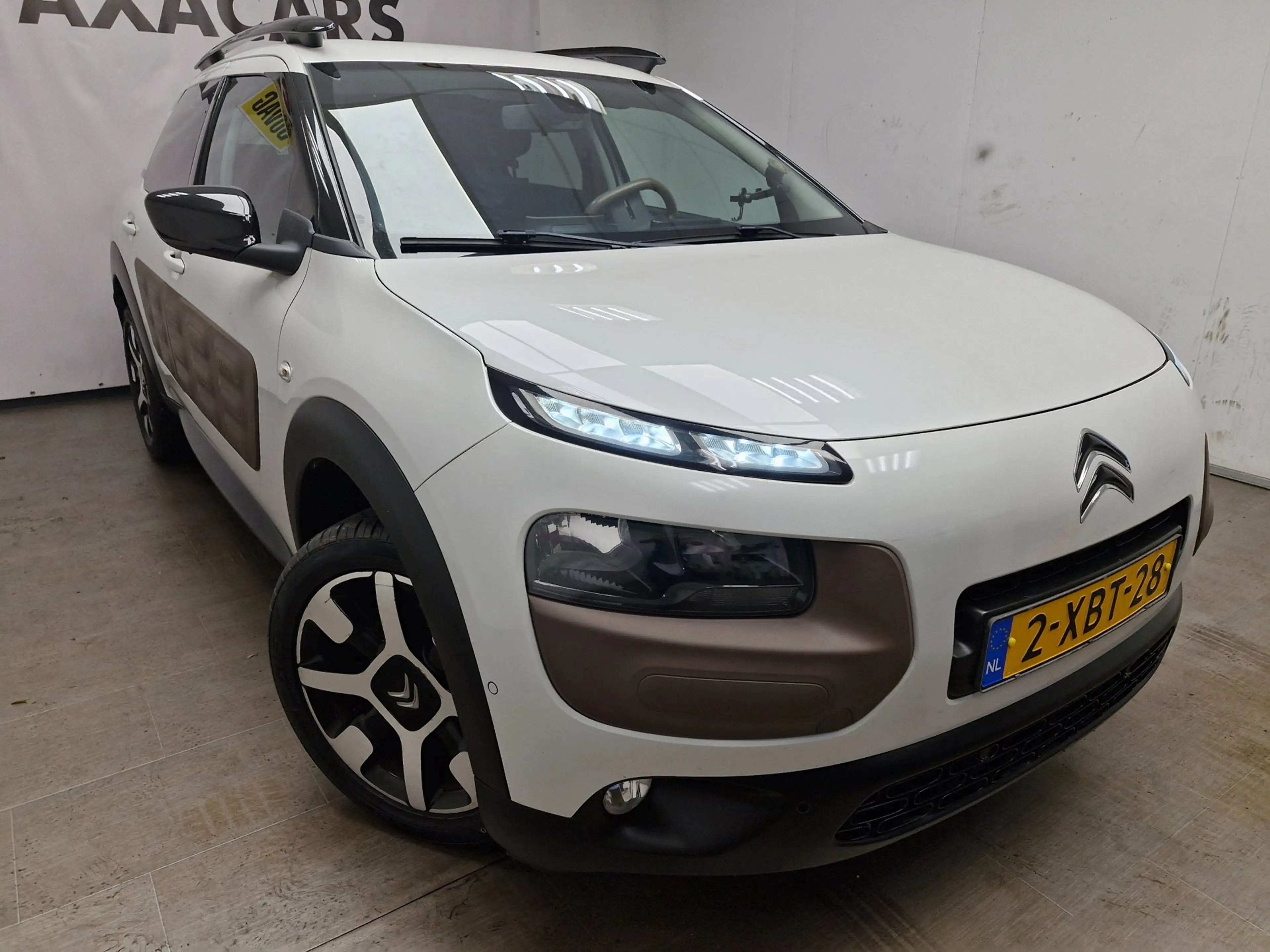 Citroen C4 Cactus 1.2 e-VTi Shine GARANTIE ! AIRCO ! NIEUWE APK ! NA — photo 3