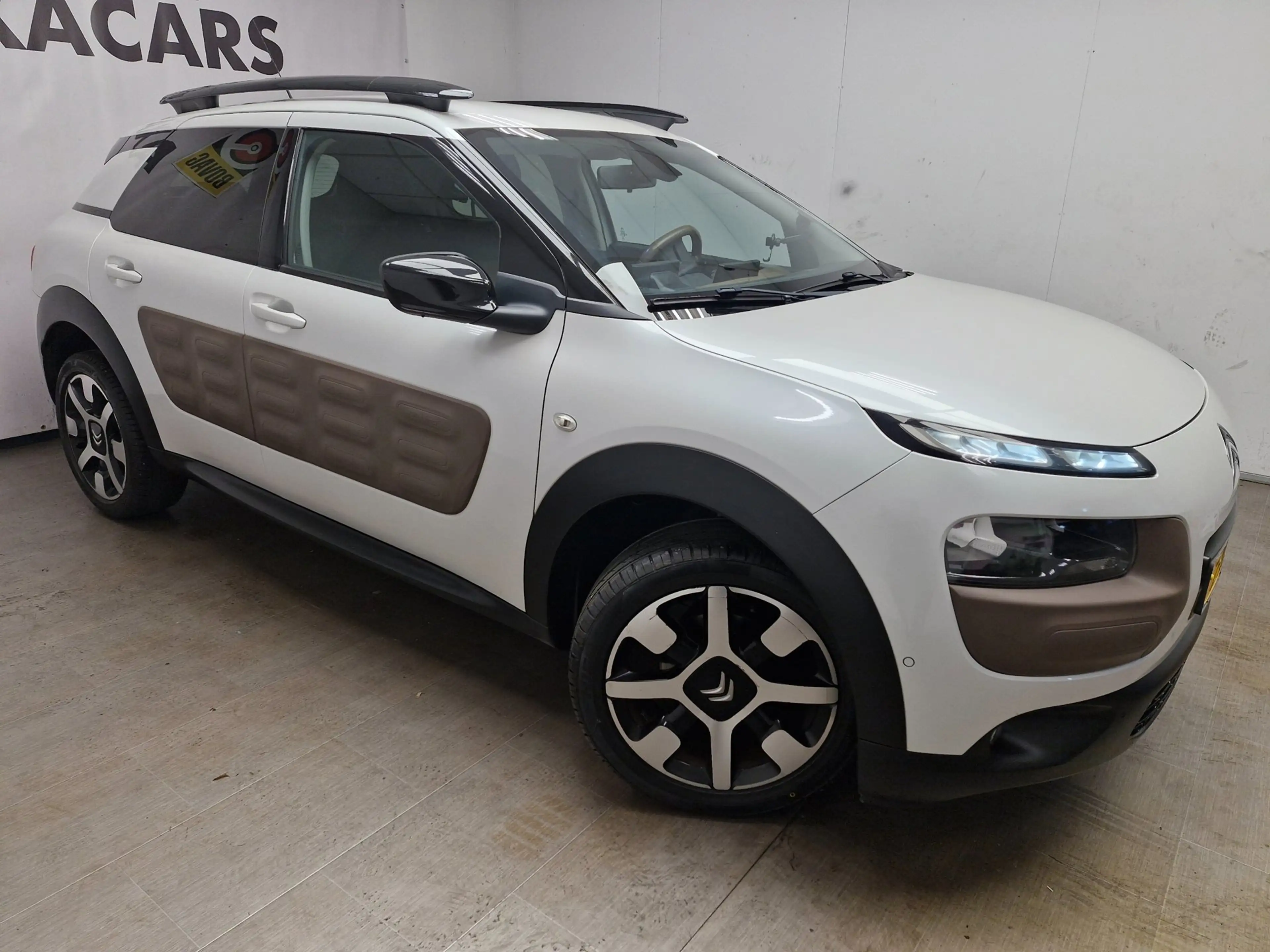 Citroen C4 Cactus 1.2 e-VTi Shine GARANTIE ! AIRCO ! NIEUWE APK ! NA — photo 4