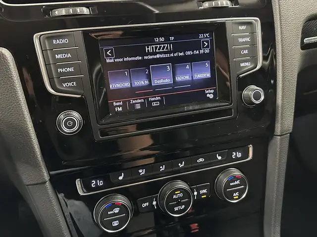 Volkswagen Golf view 26