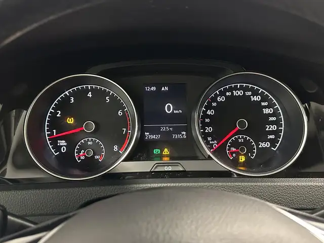 Volkswagen Golf view 25