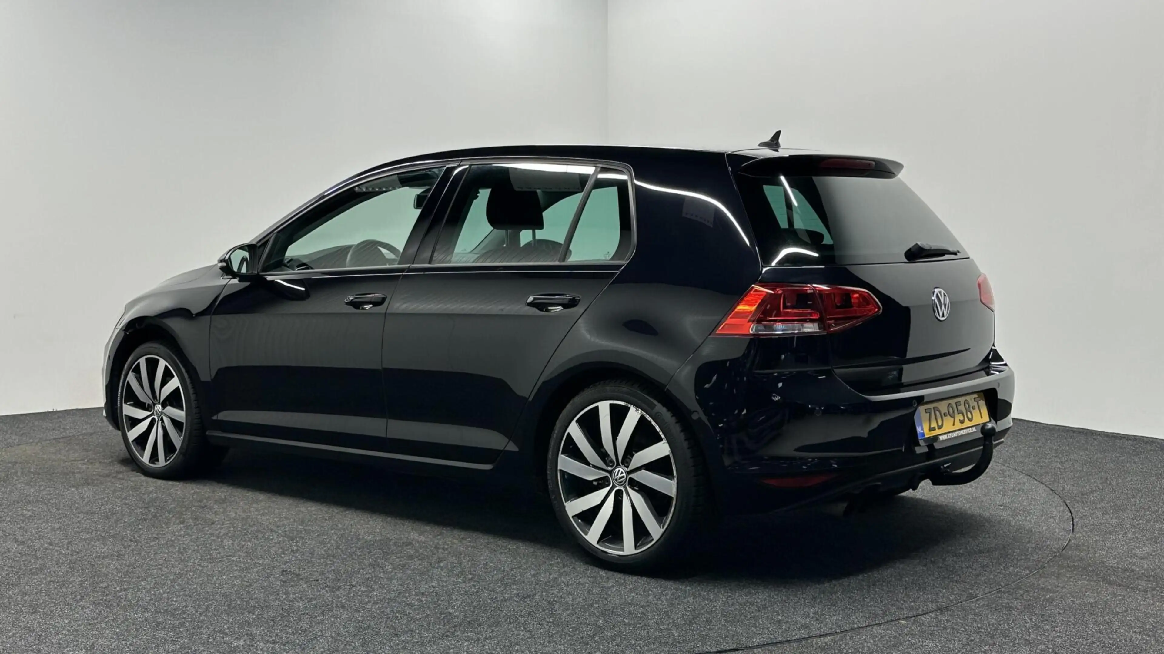 Volkswagen Golf 1.4 TSI ACT Highline NAVI CRUISE ECC LM TREKHAAK. — photo 4