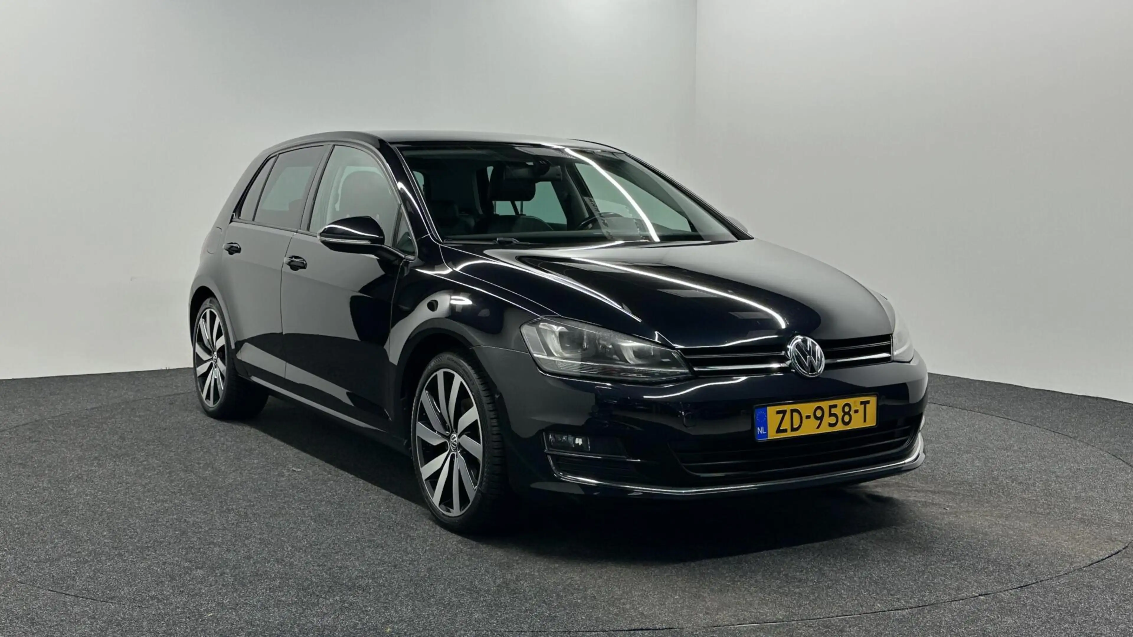 Volkswagen Golf 1.4 TSI ACT Highline NAVI CRUISE ECC LM TREKHAAK. — photo 3