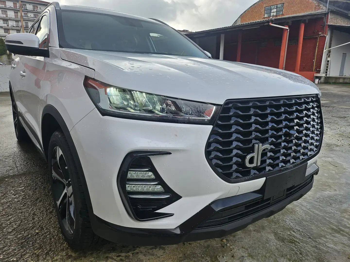 DR Automobiles DR6 DR 6.0 1.5 turbo Gpl 150cv cvt Blanco - 1