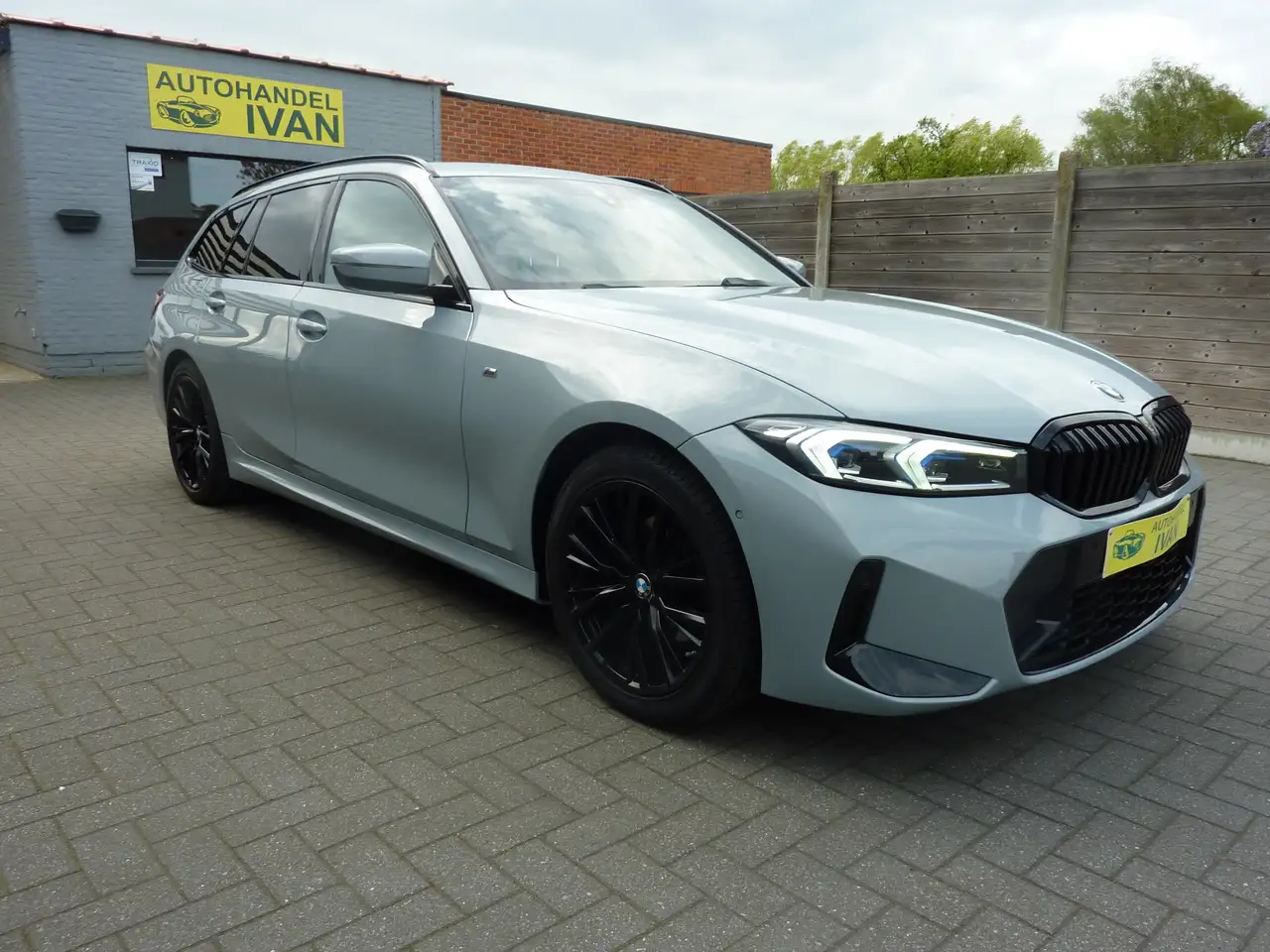 BMW 320 Touring 320iAS M-Pack