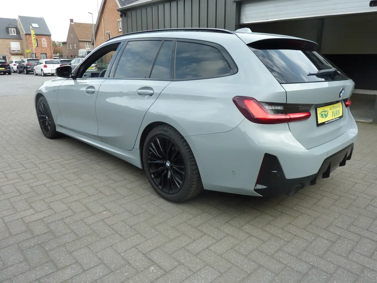 BMW 320 Touring 320iAS M-Pack 4