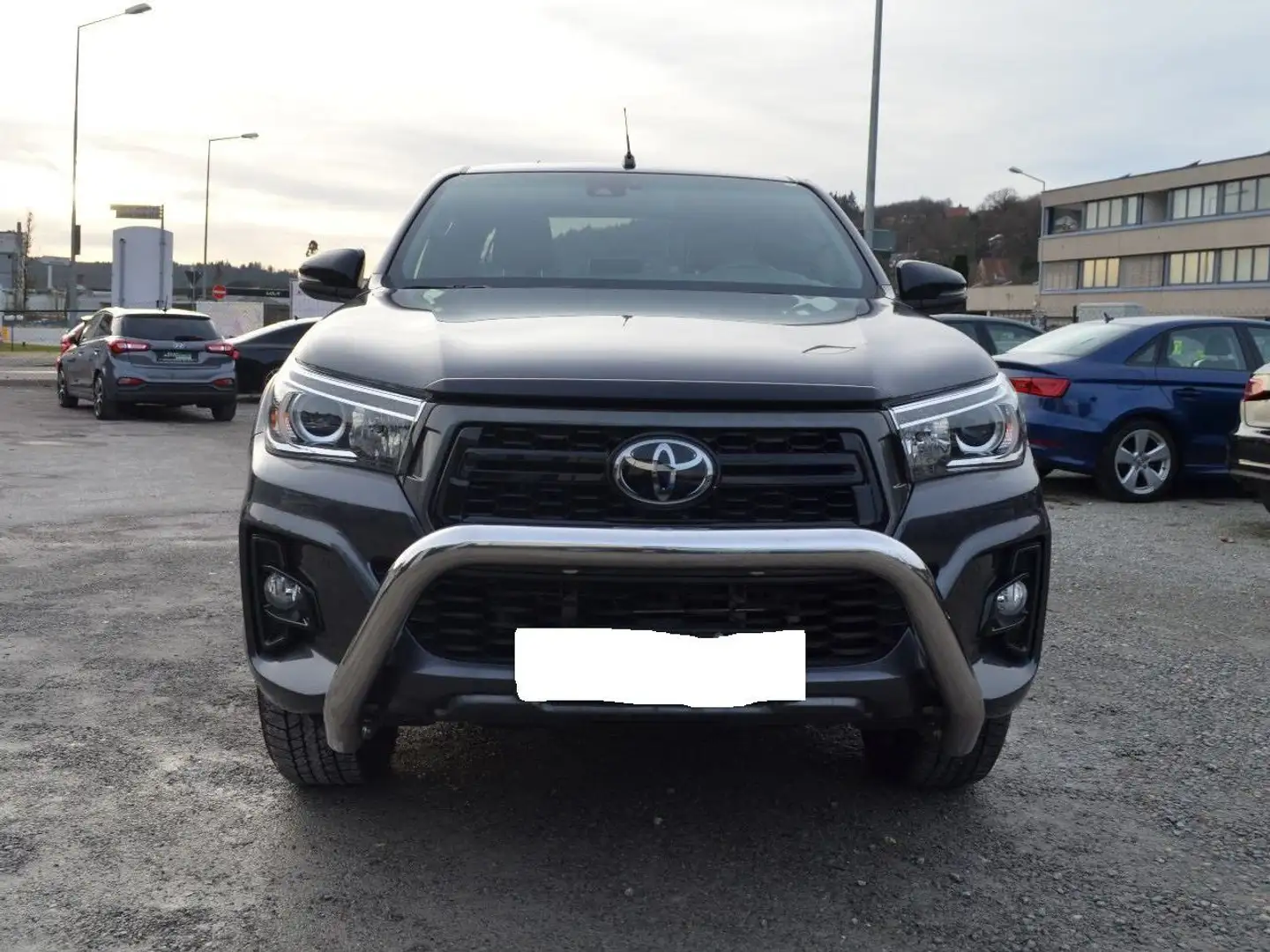 Toyota Hilux Double Cab Executive 4x4 - 2