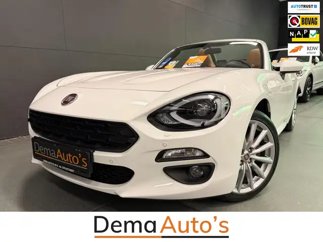 Fiat 124 Spider 1.4 MultiAir Turbo NAVI/LED/LEDER/CAM/DAB/BOSE/PDC