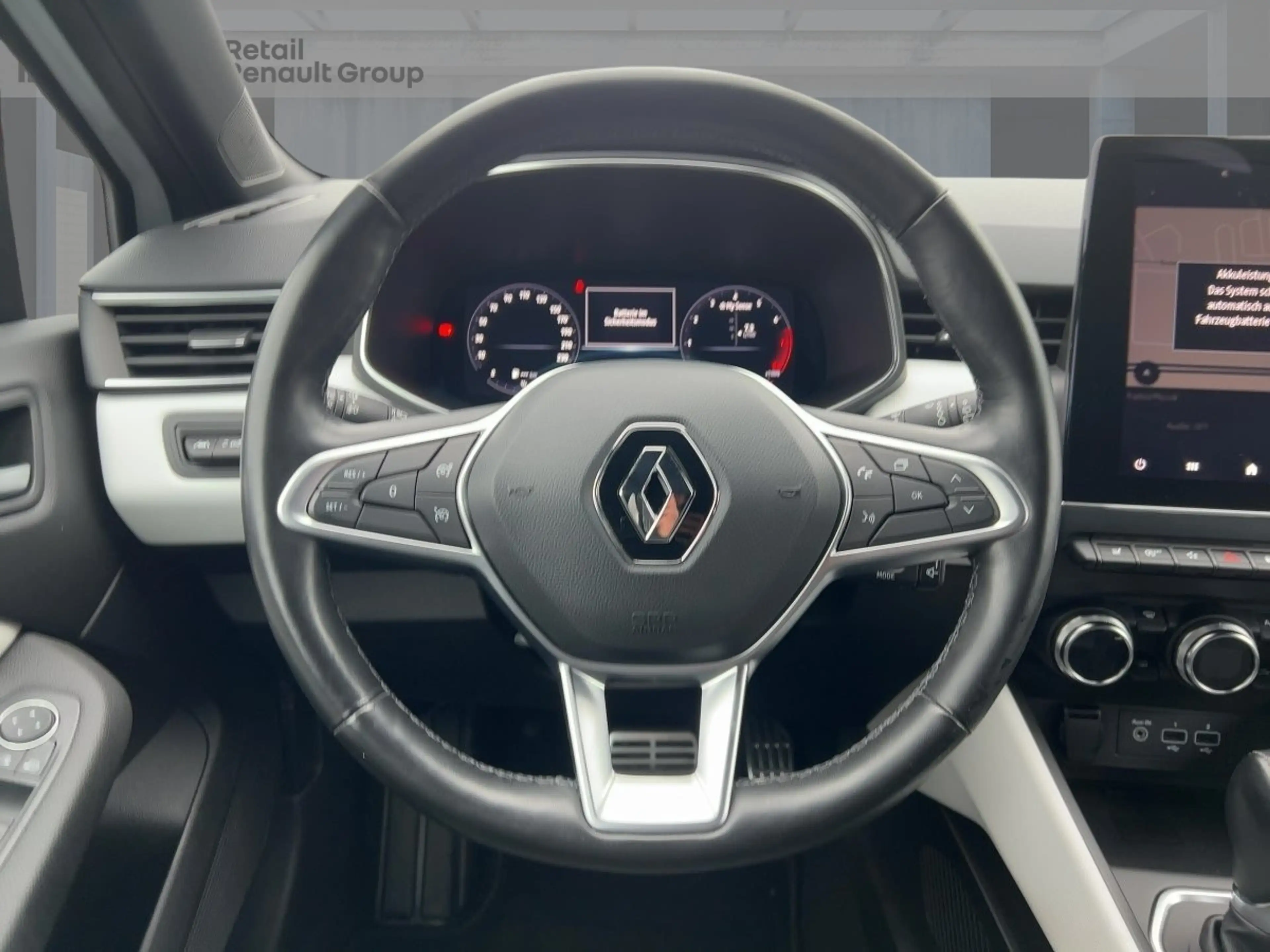 Renault Clio TECHNO TCe 90 X-tronic 8 FACH BEREIFT — photo 11