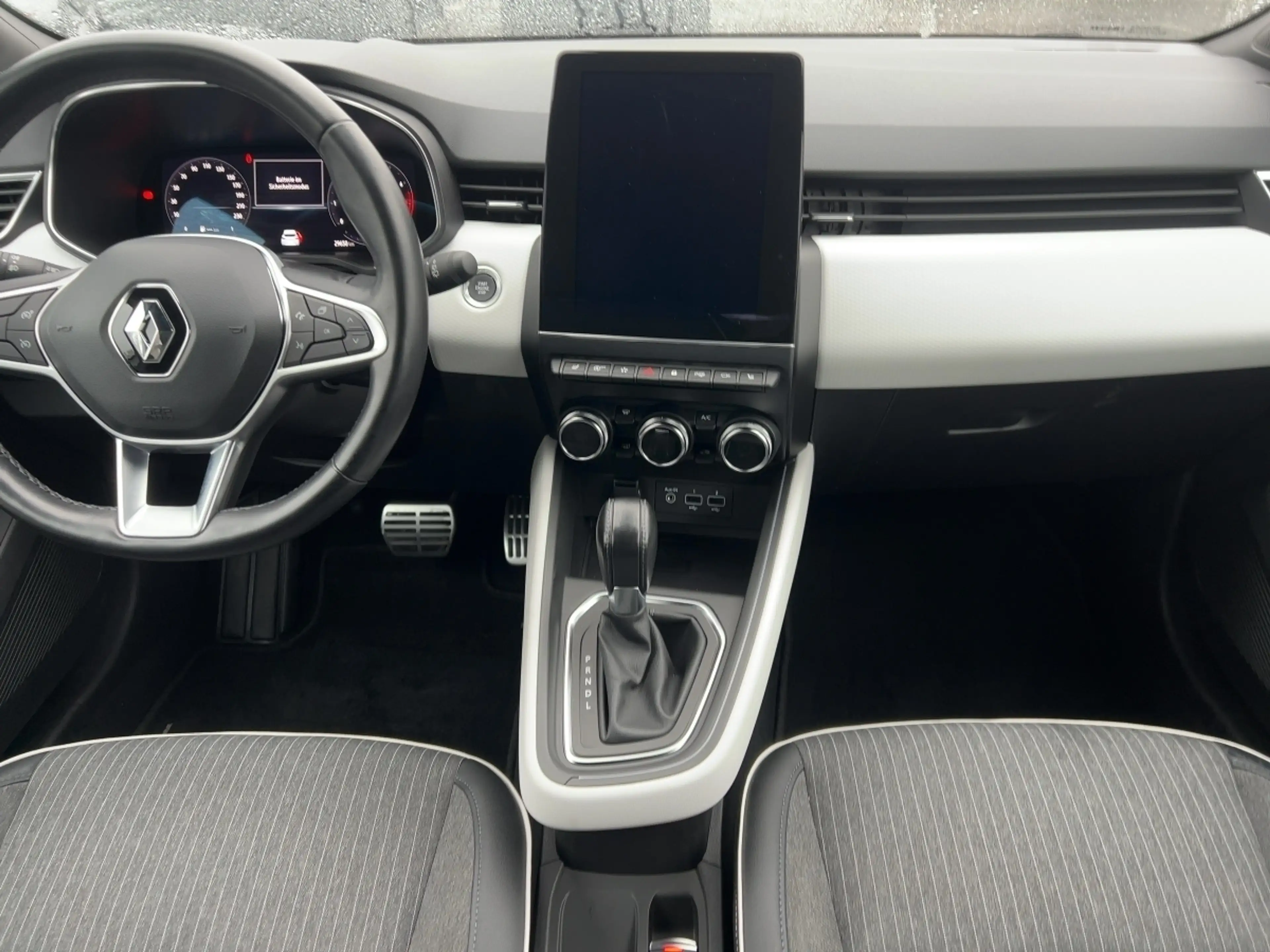 Renault Clio TECHNO TCe 90 X-tronic 8 FACH BEREIFT — photo 12