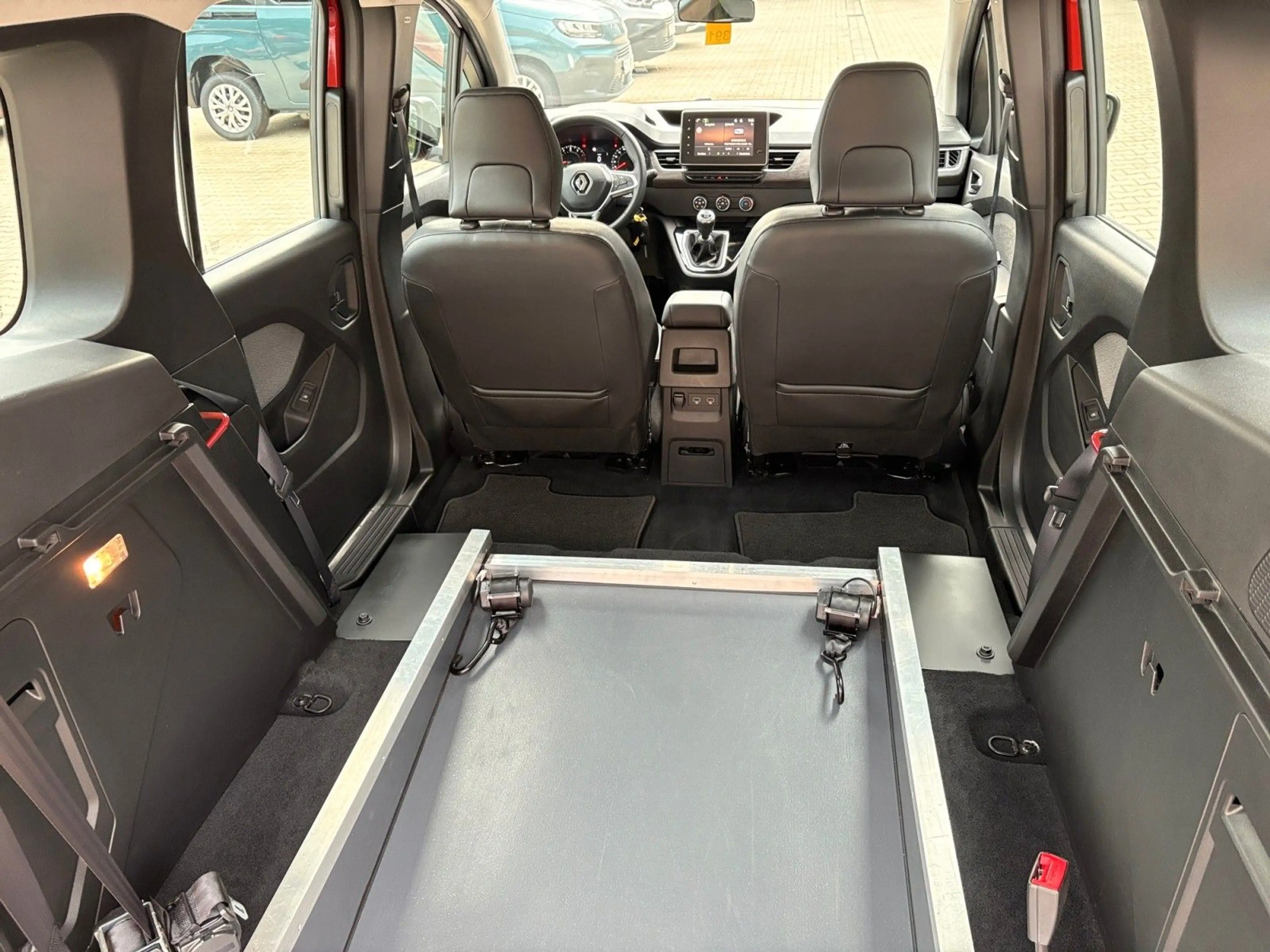 Renault Kangoo III Edition One TCe 1.3  *ROLLSTUHLRAMPE* — photo 25