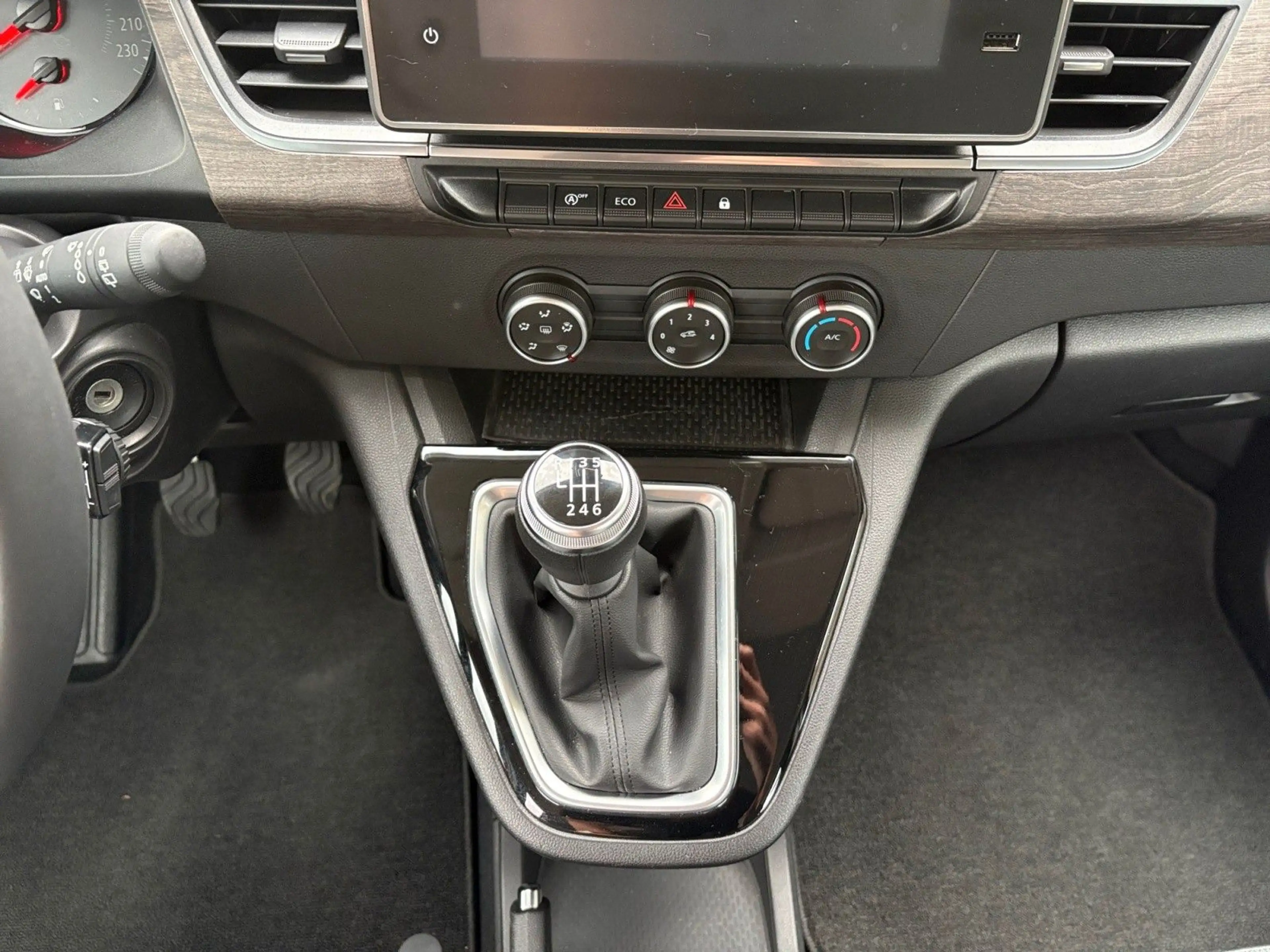 Renault Kangoo III Edition One TCe 1.3  *ROLLSTUHLRAMPE* — photo 18