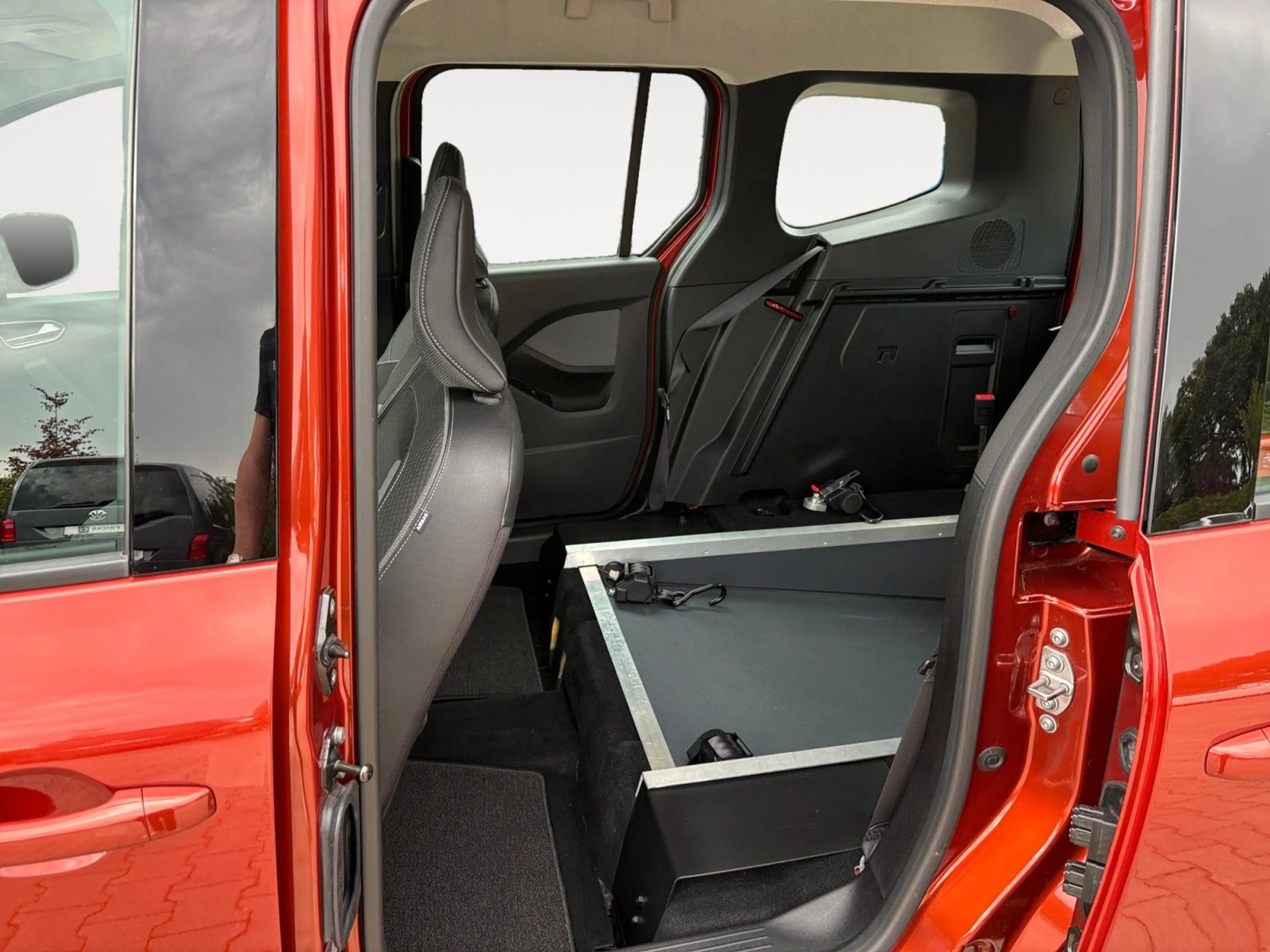 Renault Kangoo III Edition One TCe 1.3  *ROLLSTUHLRAMPE* — photo 10