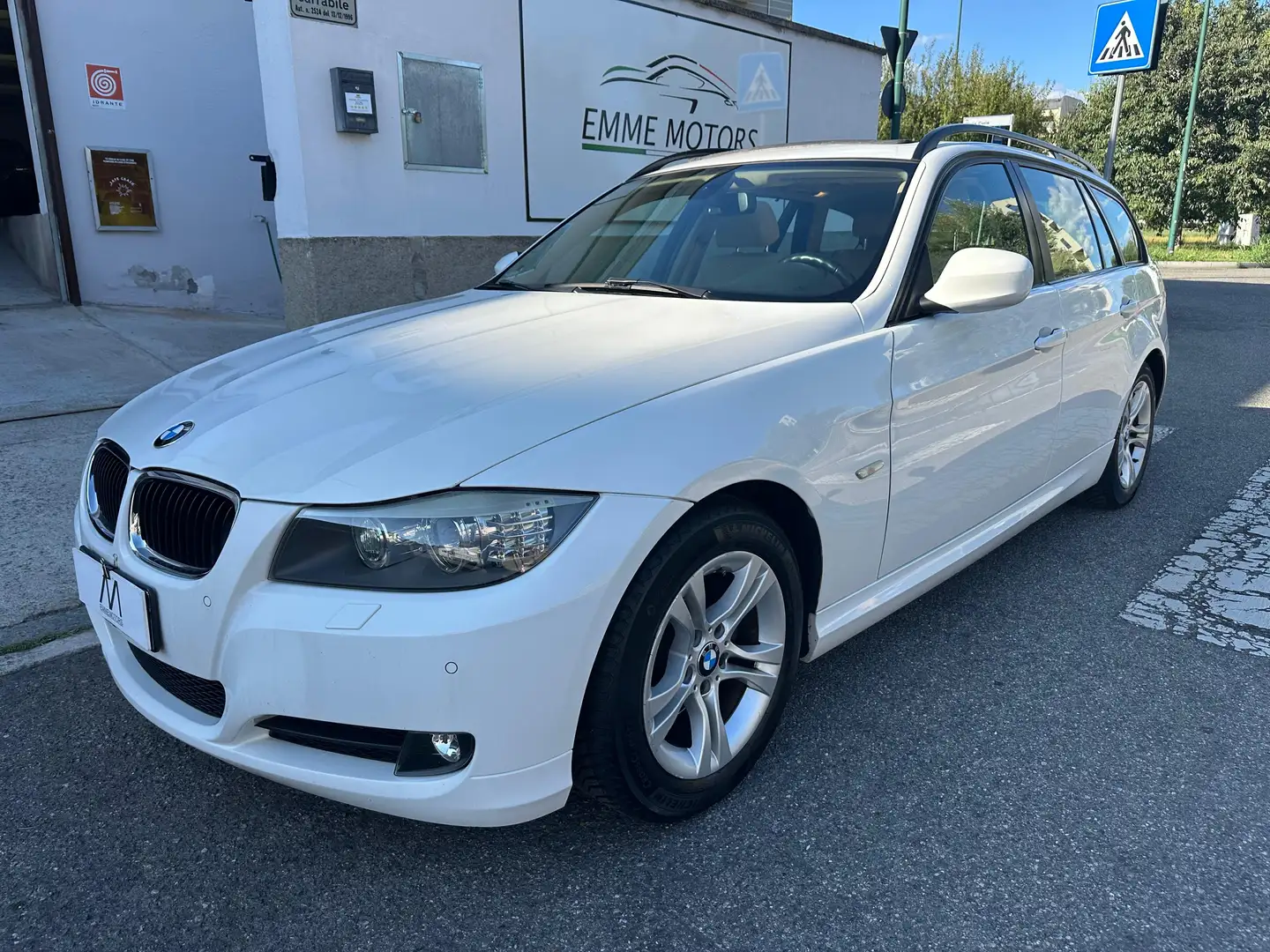 BMW 320 d E91 Touring Touring Eletta - AUT/TETTO/PDC/XENON Bianco - 1