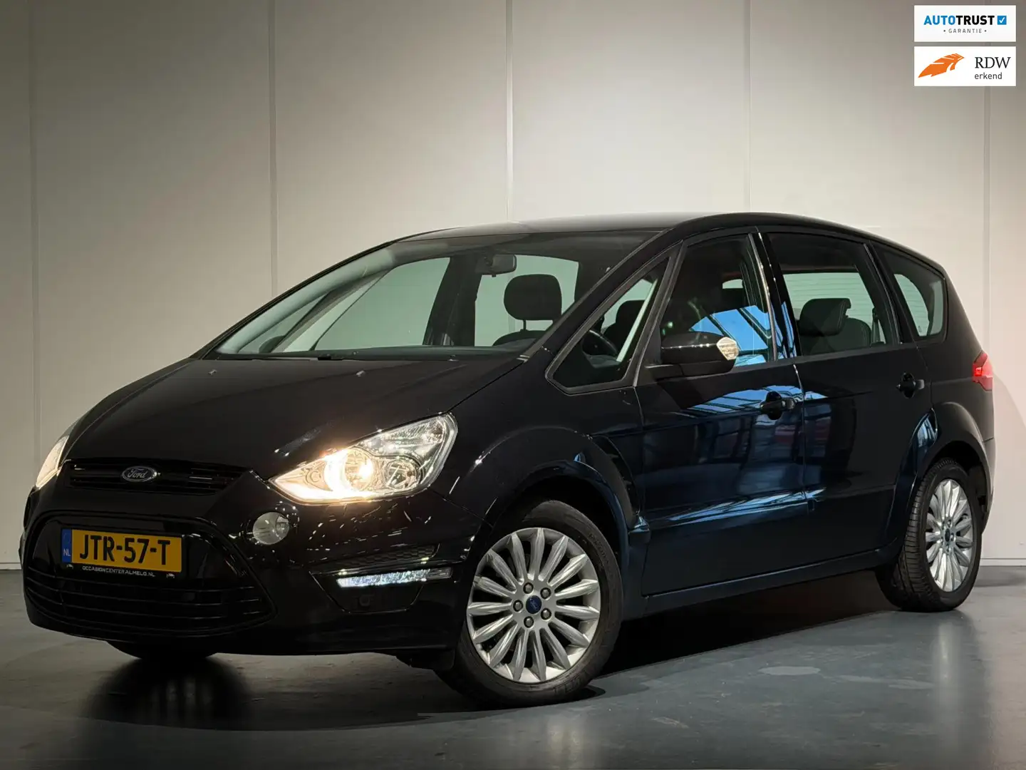 Ford S-Max 1.6 EcoBoost Trend Business 7p. /Clima/Cruise/PDC/ Noir - 1