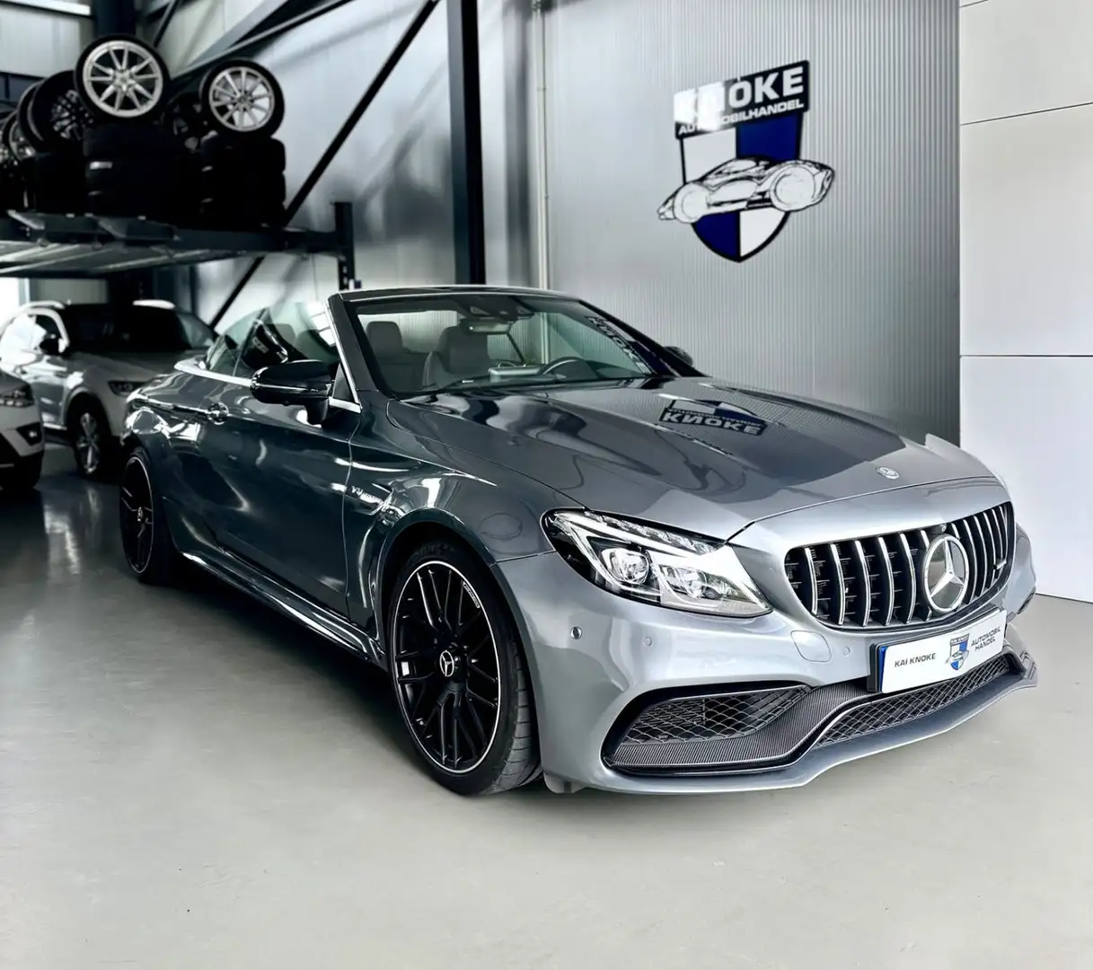 Mercedes-Benz C 63 AMG 4.0 V8 BURMESTER/CARBON/NIGHT/360/HUD Grau - 1