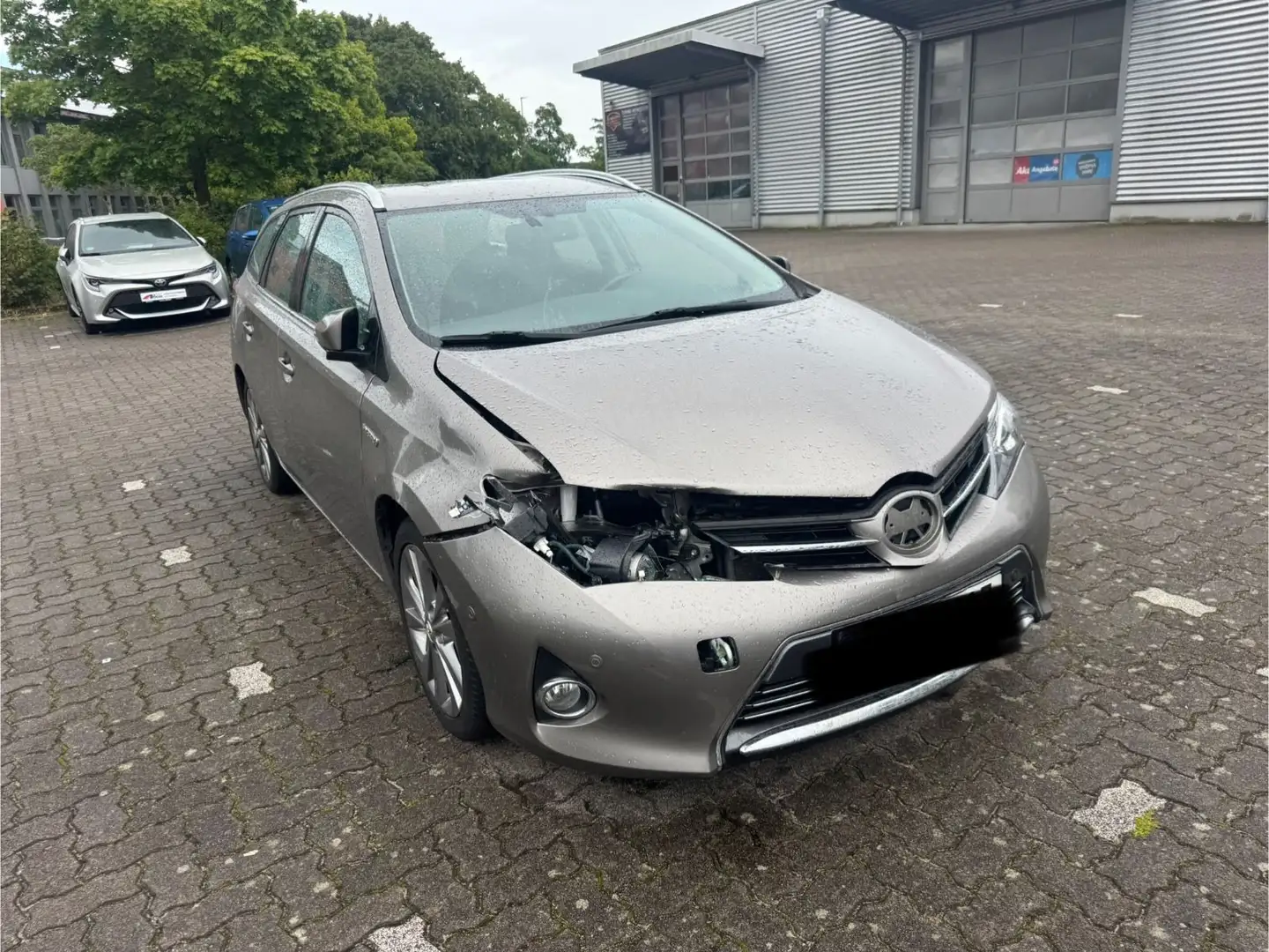 Toyota Auris Hybrid Edition 1,8*Wildschaden* Grey - 1