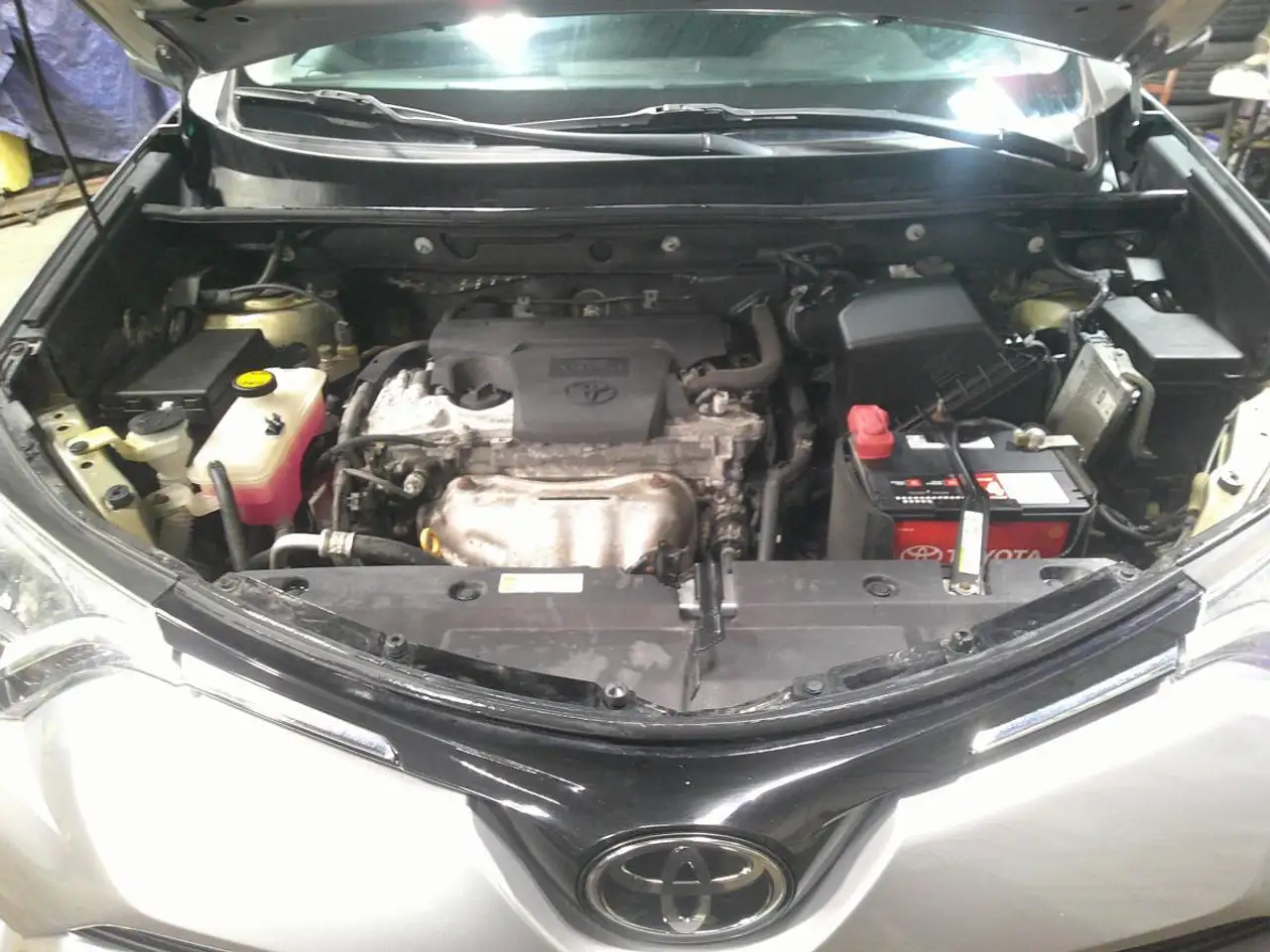 Toyota RAV 4 снимка Toyota RAV 4