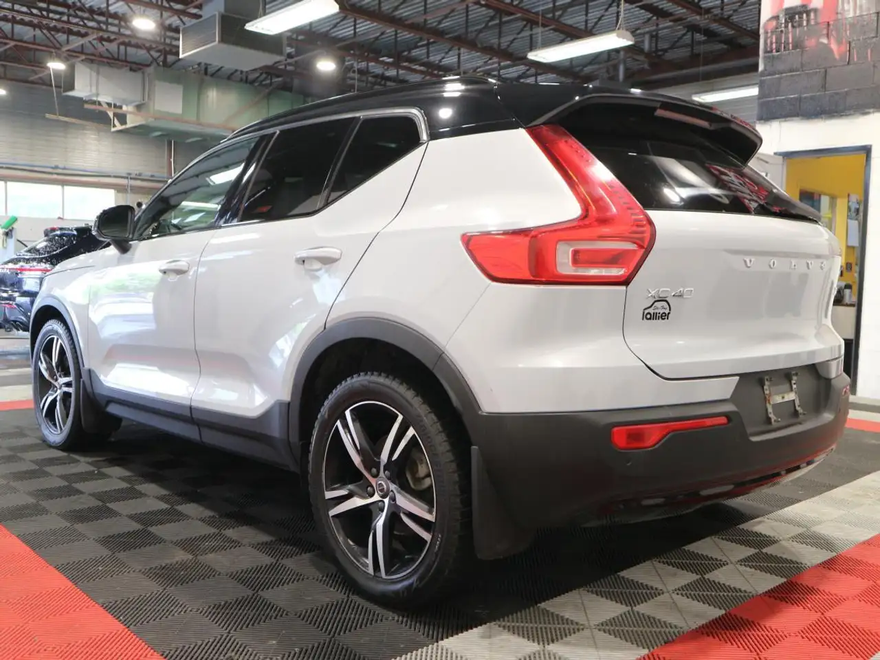 Volvo XC40 снимка Volvo XC40