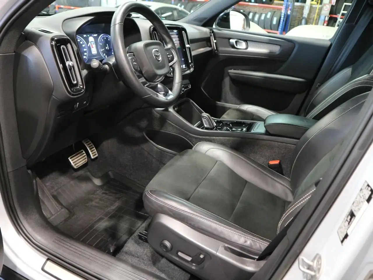 Volvo XC40 снимка Volvo XC40